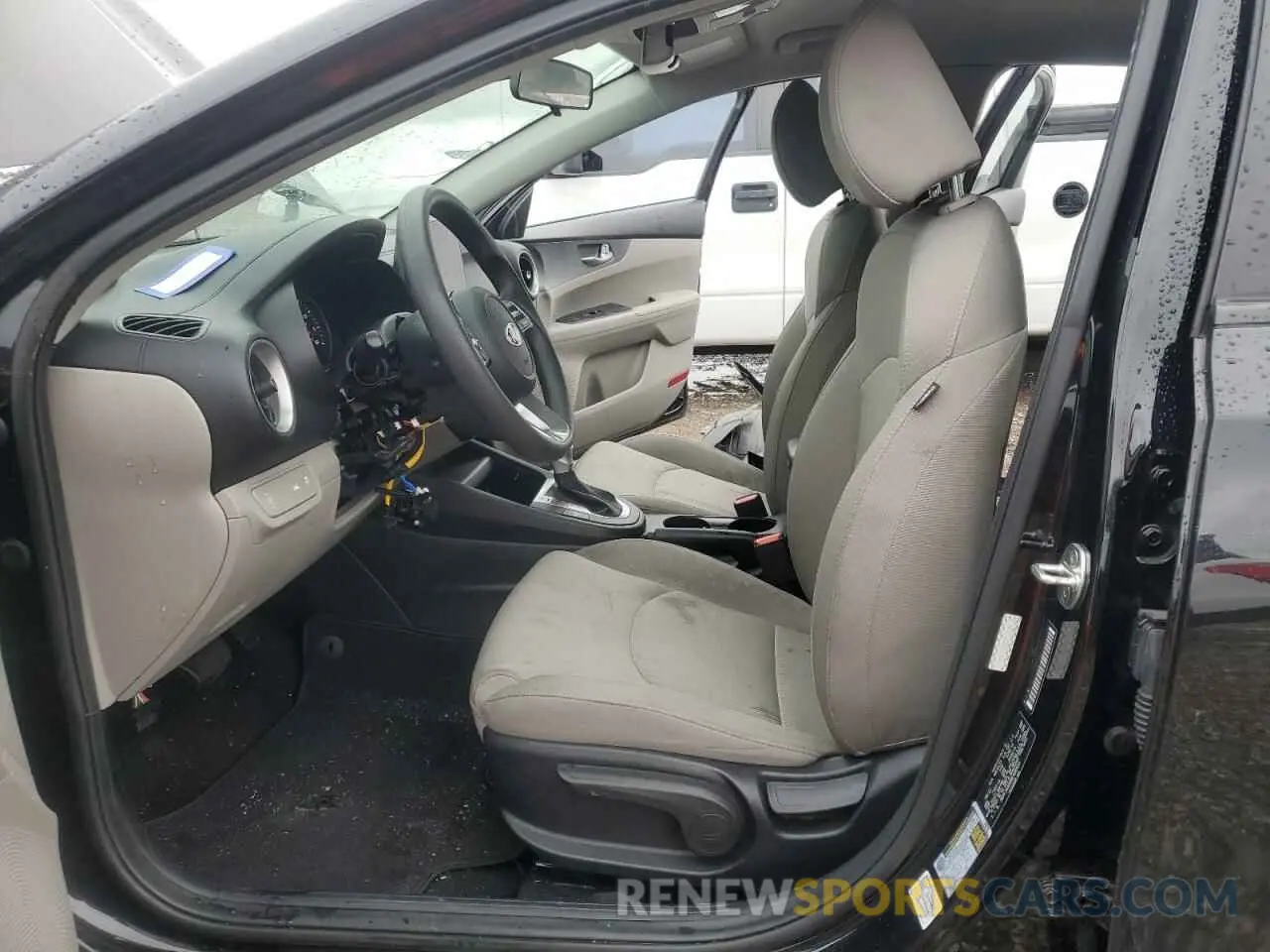 7 Фотография поврежденного автомобиля 3KPF24AD8ME408420 KIA FORTE 2021