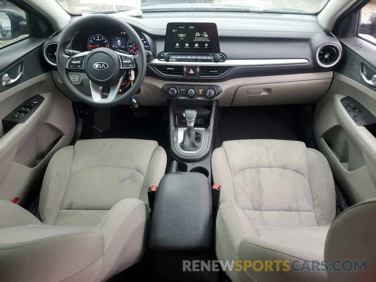 8 Фотография поврежденного автомобиля 3KPF24AD8ME408420 KIA FORTE 2021