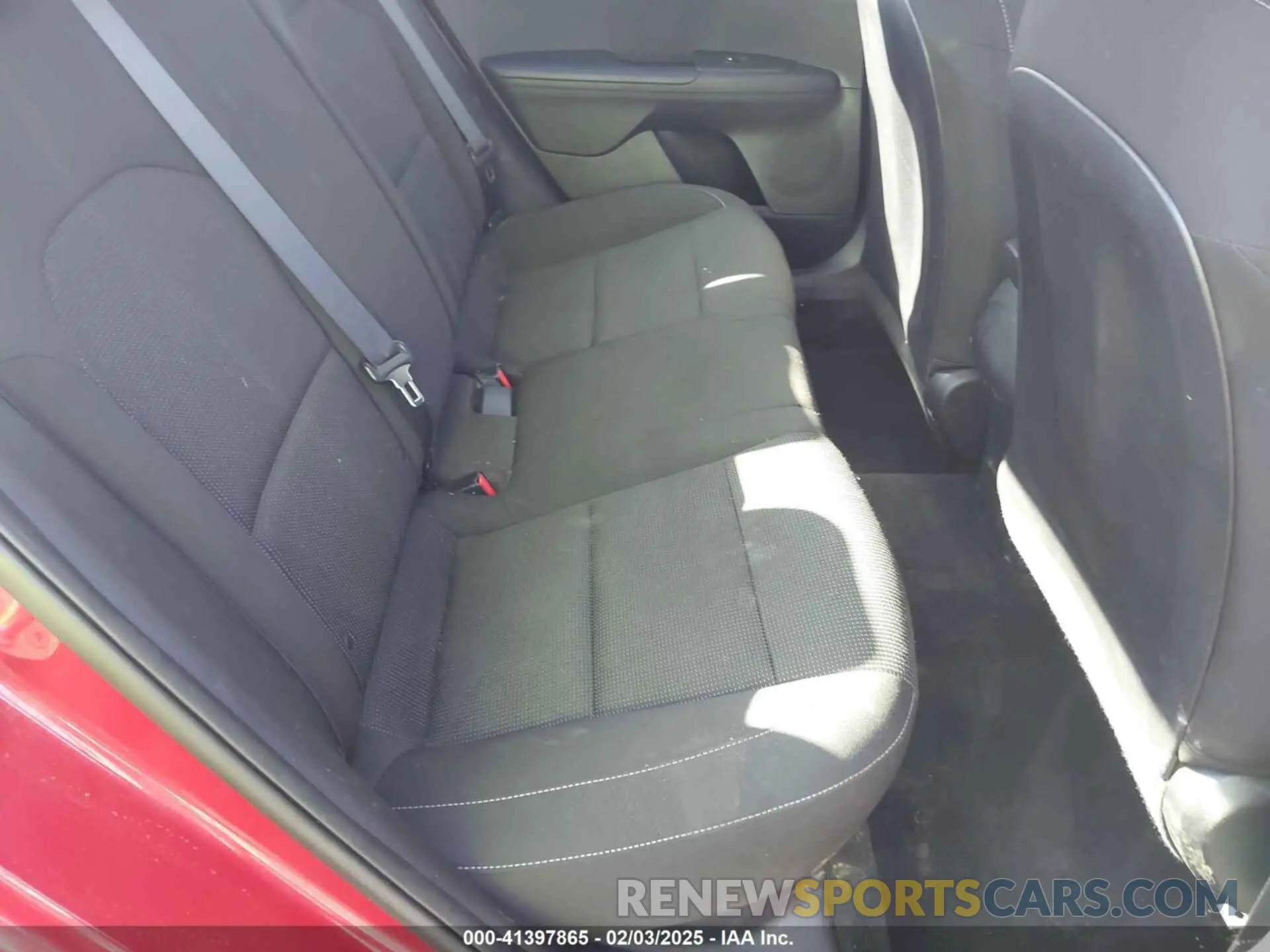 8 Фотография поврежденного автомобиля 3KPF24AD9ME266594 KIA FORTE 2021