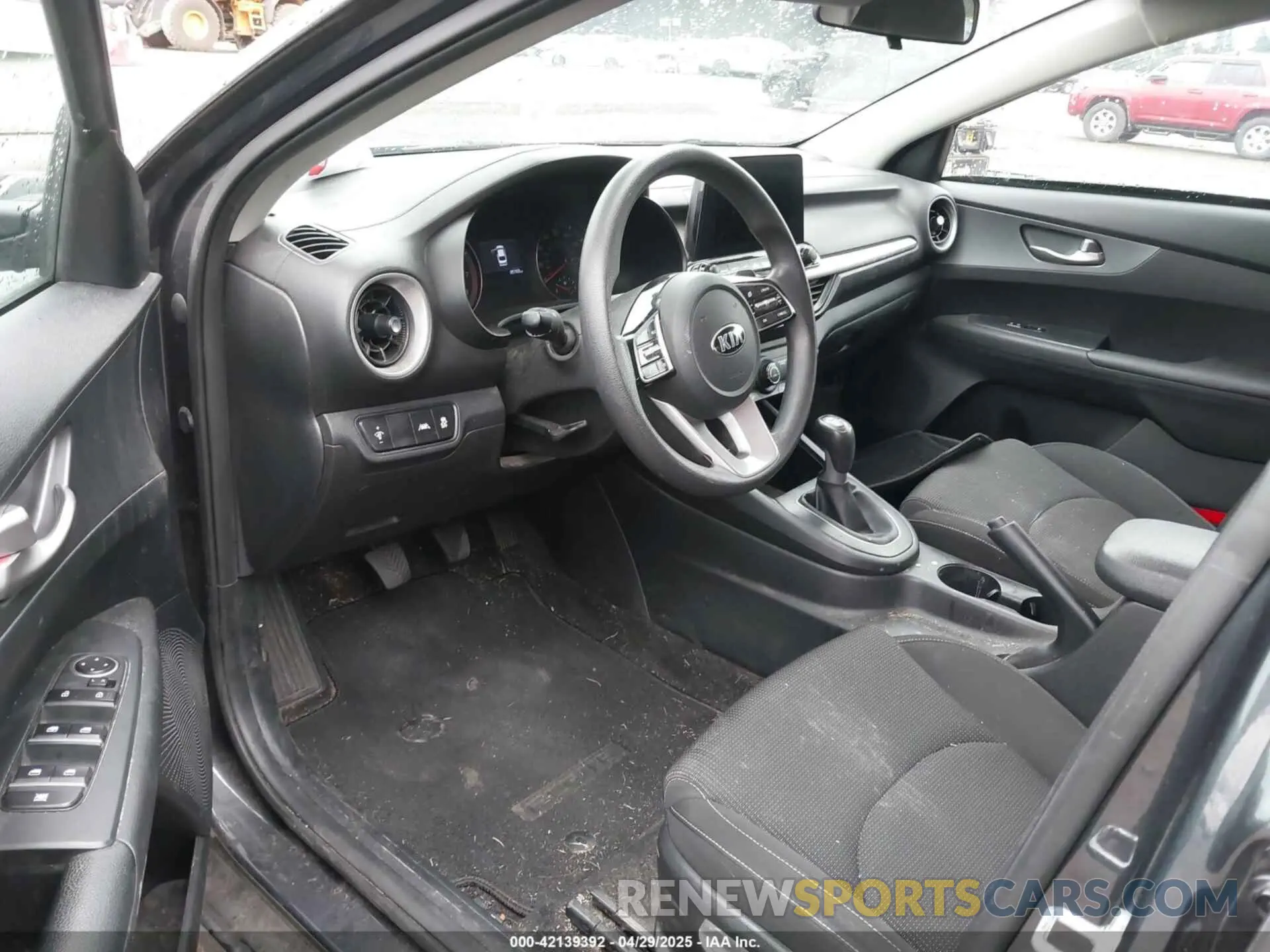 5 Фотография поврежденного автомобиля 3KPF24AD9ME267065 KIA FORTE 2021