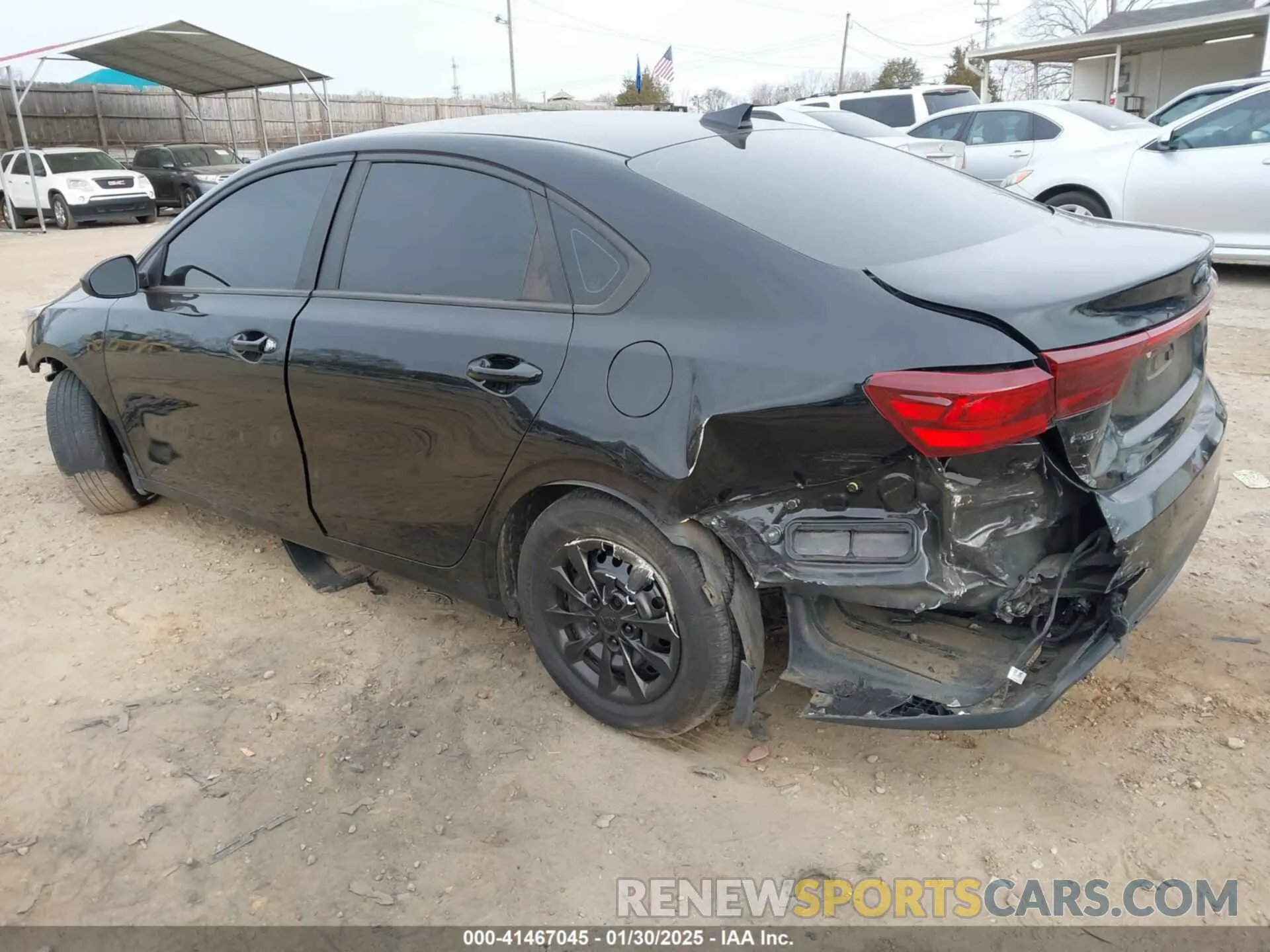 3 Фотография поврежденного автомобиля 3KPF24AD9ME276963 KIA FORTE 2021