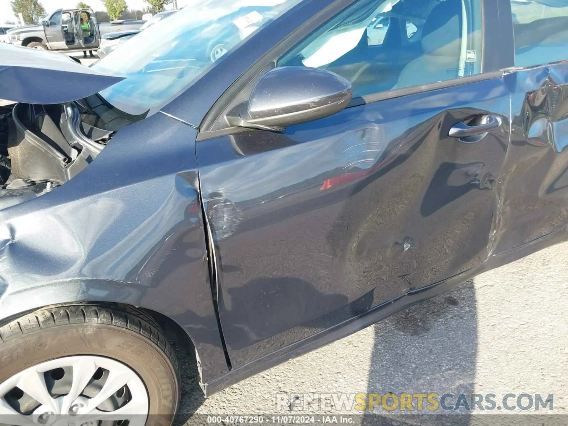 17 Photograph of a damaged car 3KPF24AD9ME301716 KIA FORTE 2021
