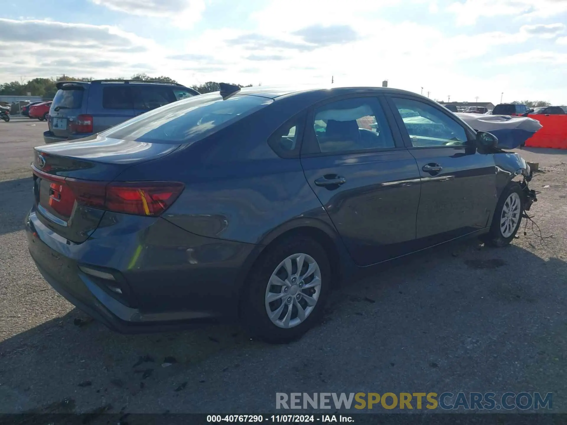 4 Photograph of a damaged car 3KPF24AD9ME301716 KIA FORTE 2021
