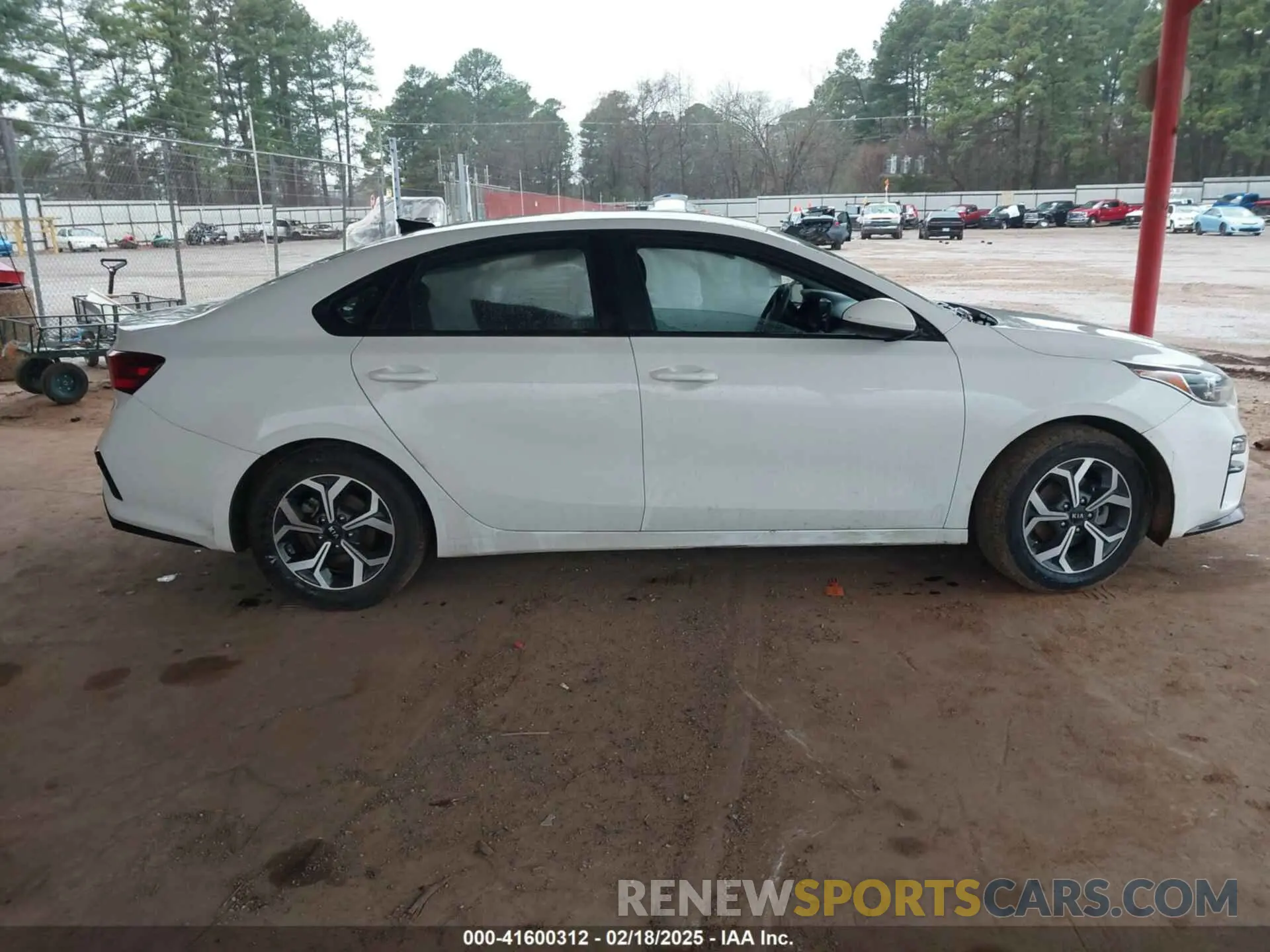13 Фотография поврежденного автомобиля 3KPF24AD9ME329578 KIA FORTE 2021