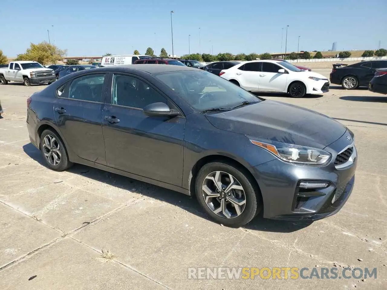 4 Photograph of a damaged car 3KPF24AD9ME329970 KIA FORTE 2021