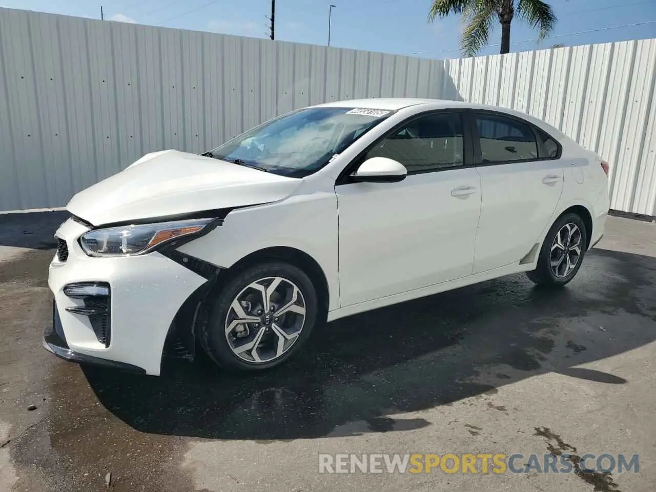1 Photograph of a damaged car 3KPF24AD9ME330908 KIA FORTE 2021