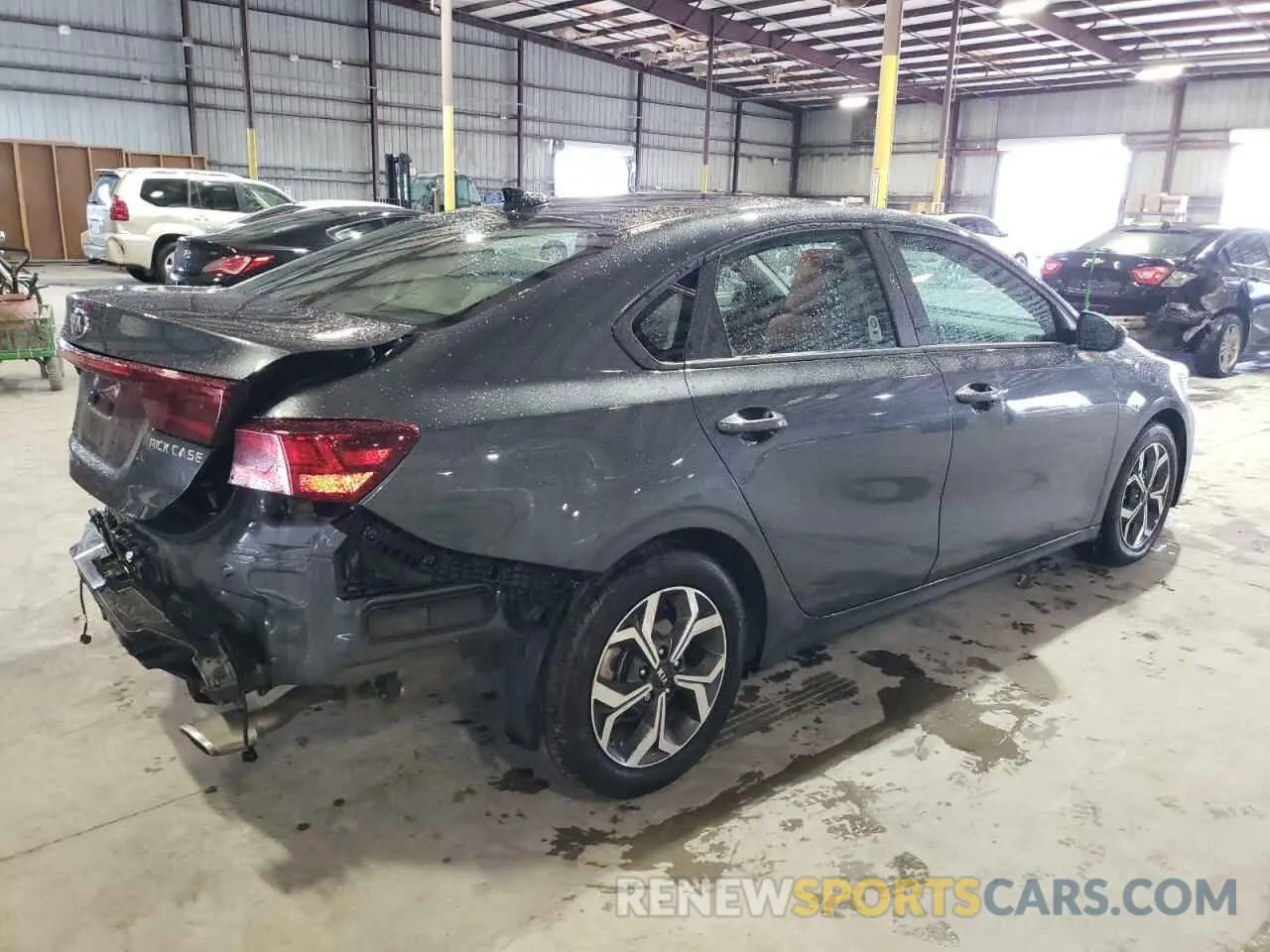 3 Фотография поврежденного автомобиля 3KPF24AD9ME336692 KIA FORTE 2021