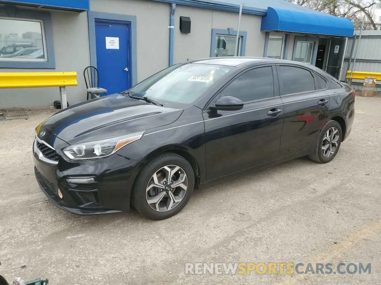 1 Photograph of a damaged car 3KPF24AD9ME390476 KIA FORTE 2021