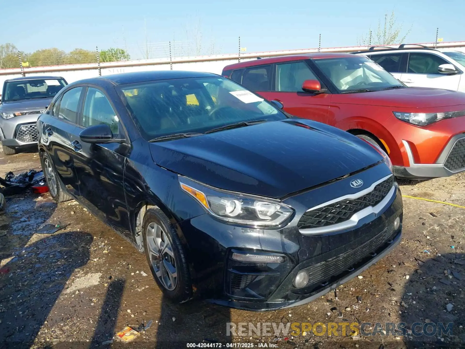 1 Photograph of a damaged car 3KPF24AD9ME410824 KIA FORTE 2021