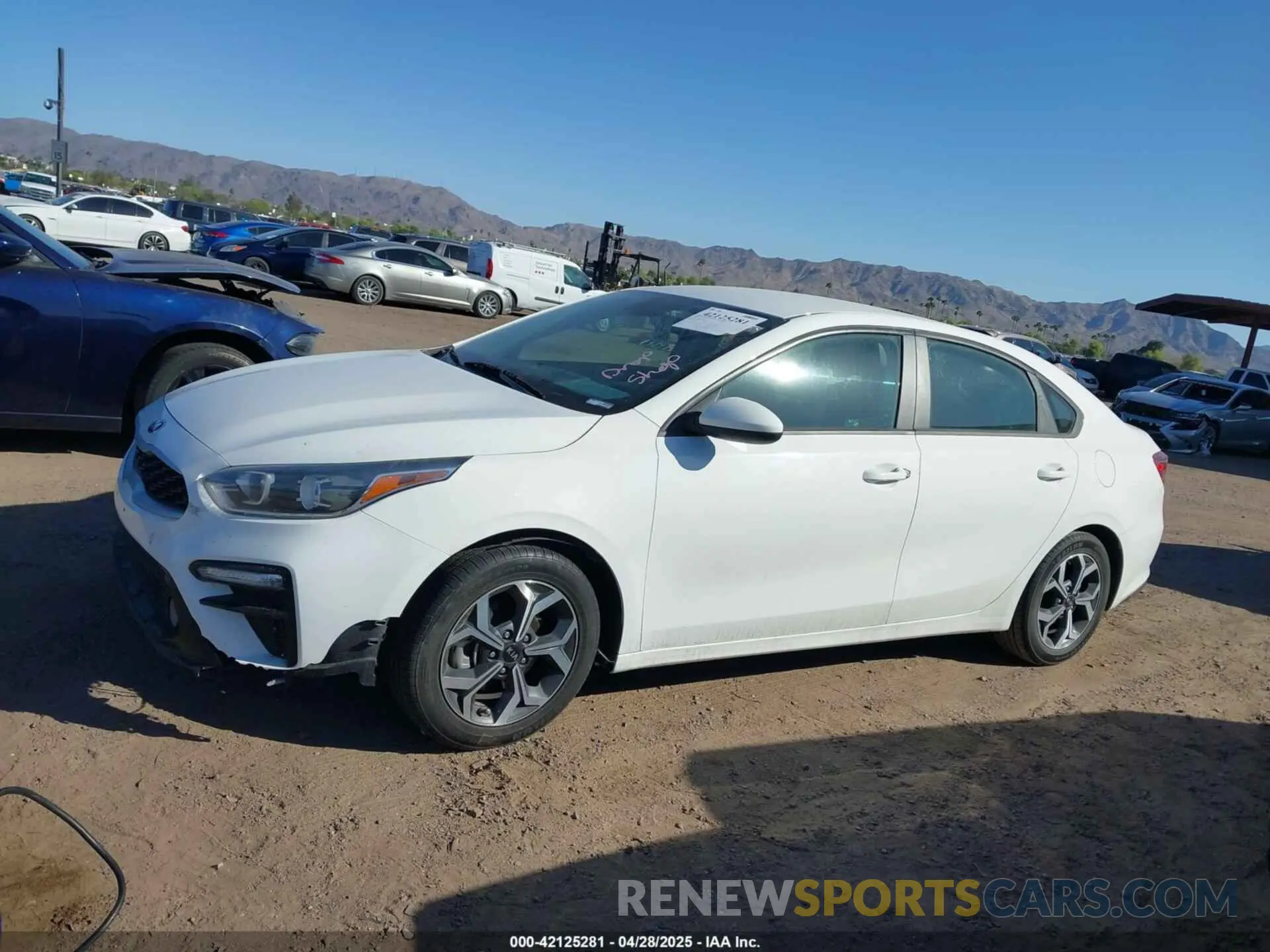 14 Photograph of a damaged car 3KPF24ADXME311994 KIA FORTE 2021