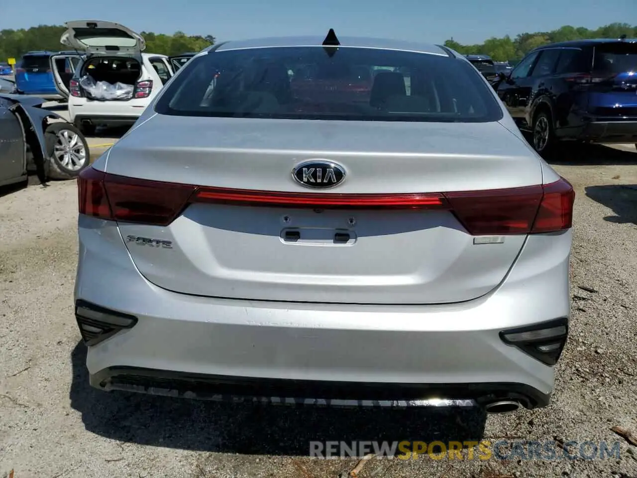6 Photograph of a damaged car 3KPF24ADXME319495 KIA FORTE 2021