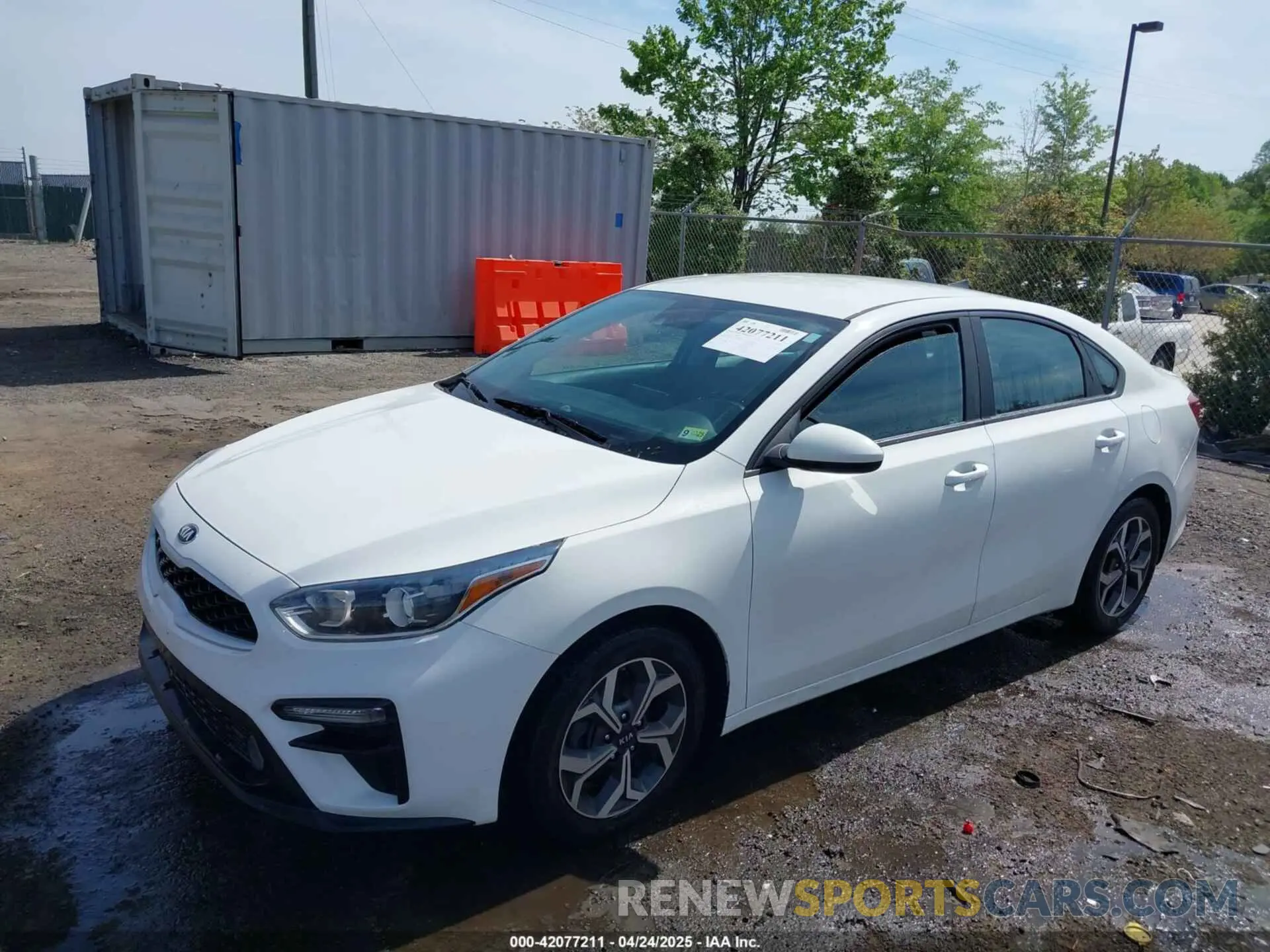 2 Фотография поврежденного автомобиля 3KPF24ADXME385870 KIA FORTE 2021