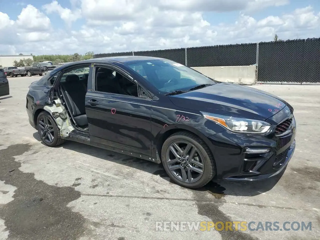 4 Photograph of a damaged car 3KPF34AD0ME311063 KIA FORTE 2021