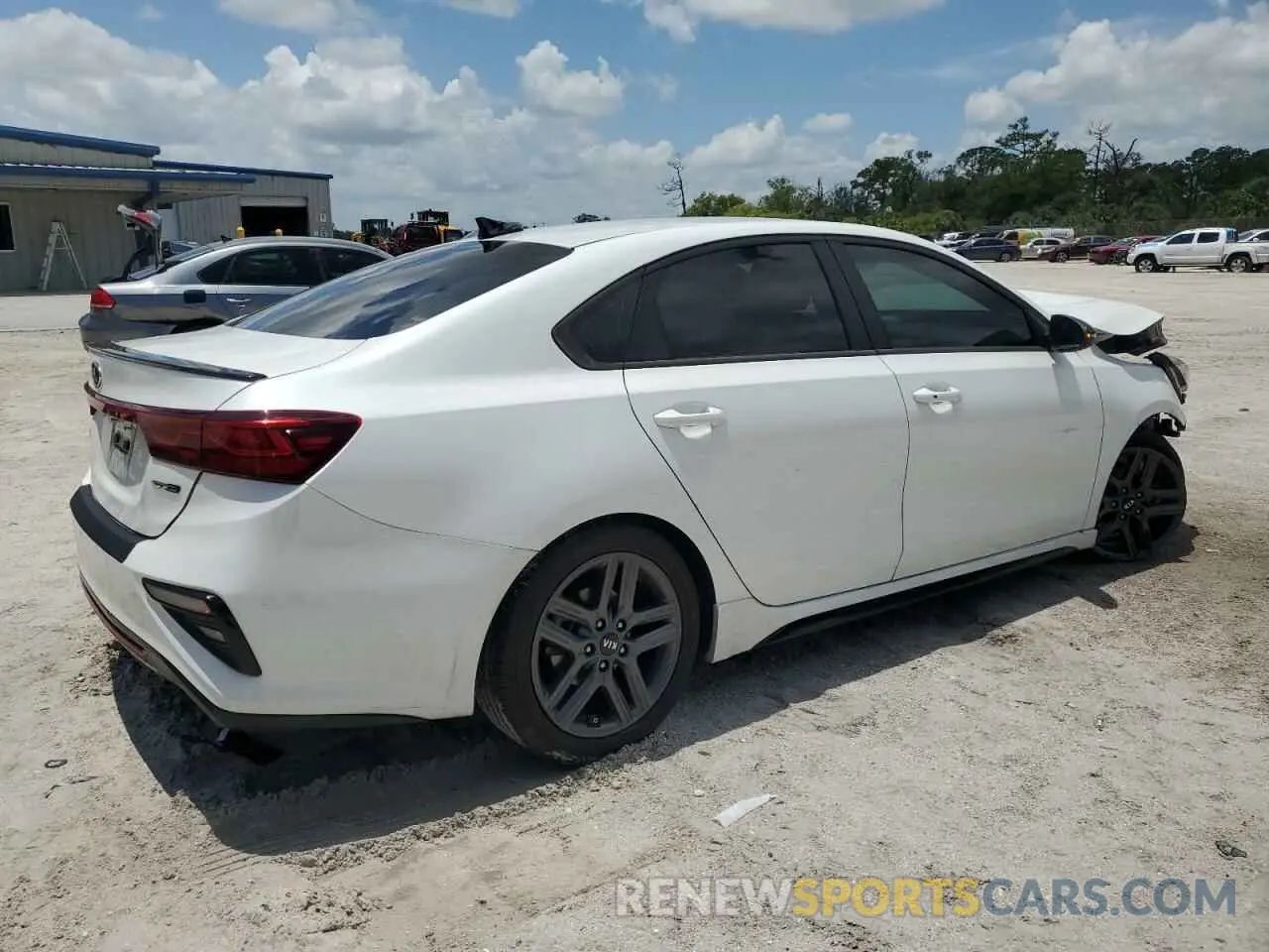 3 Photograph of a damaged car 3KPF34AD0ME312715 KIA FORTE 2021