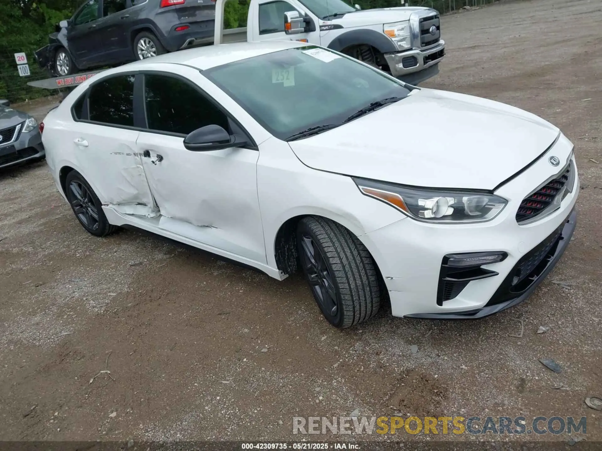 1 Photograph of a damaged car 3KPF34AD0ME320538 KIA FORTE 2021
