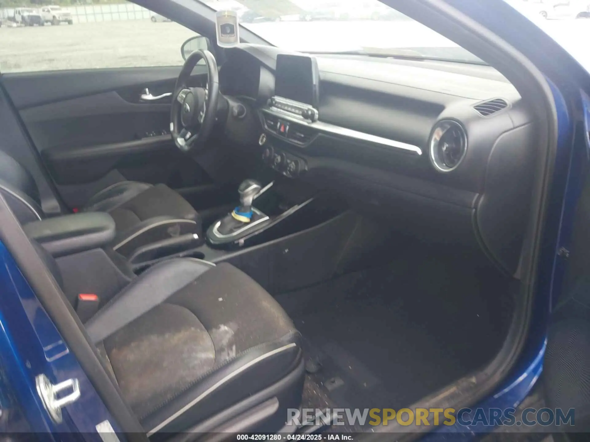 5 Фотография поврежденного автомобиля 3KPF34AD1ME278588 KIA FORTE 2021
