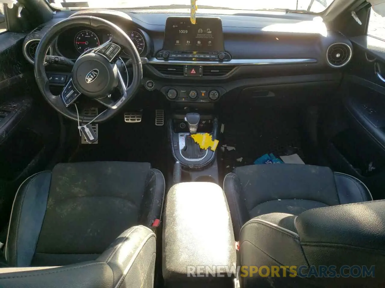 8 Фотография поврежденного автомобиля 3KPF34AD1ME288246 KIA FORTE 2021