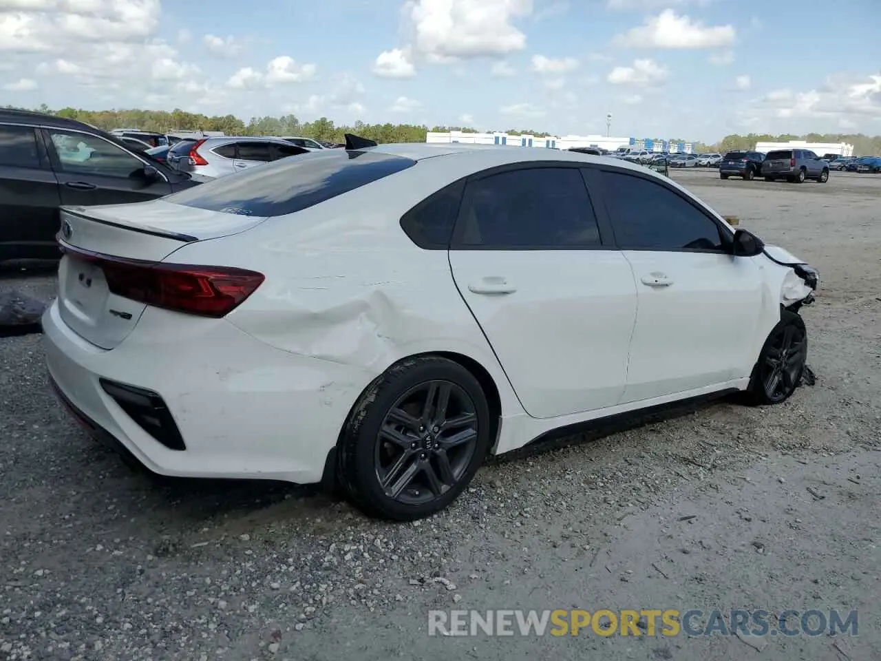 3 Фотография поврежденного автомобиля 3KPF34AD1ME290997 KIA FORTE 2021