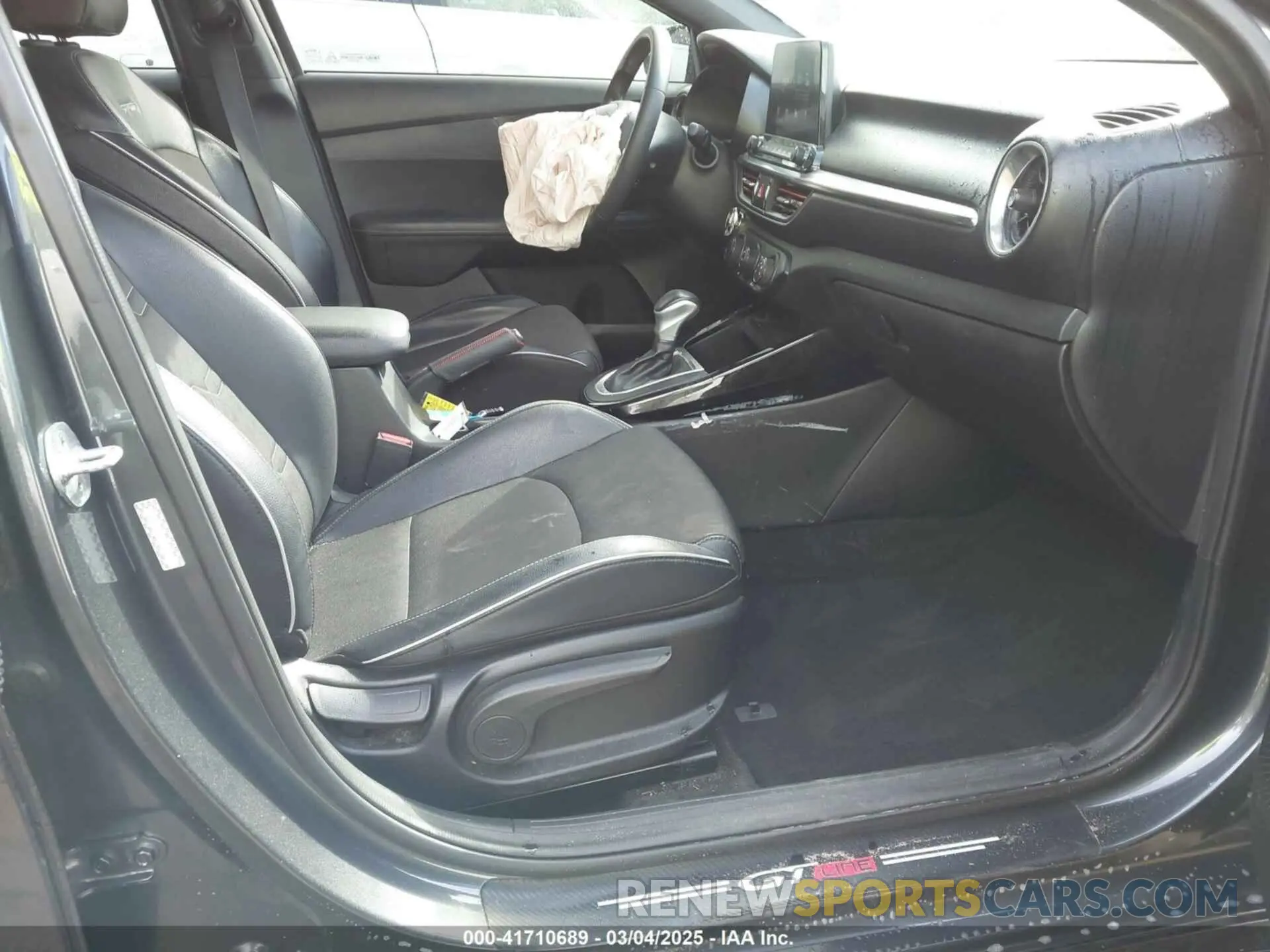 5 Фотография поврежденного автомобиля 3KPF34AD1ME383907 KIA FORTE 2021