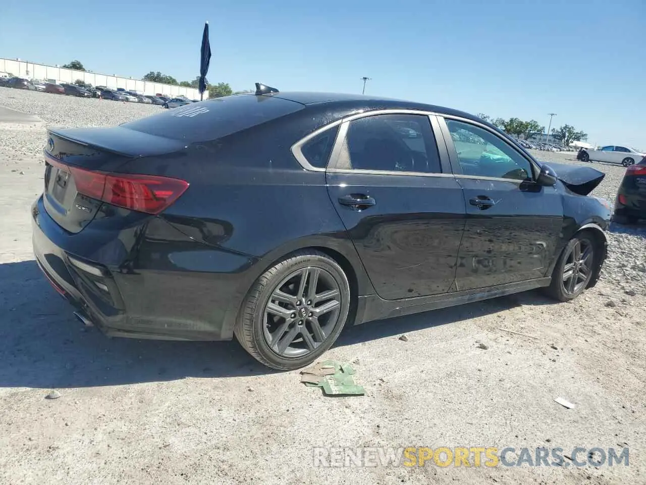 3 Photograph of a damaged car 3KPF34AD2ME290586 KIA FORTE 2021