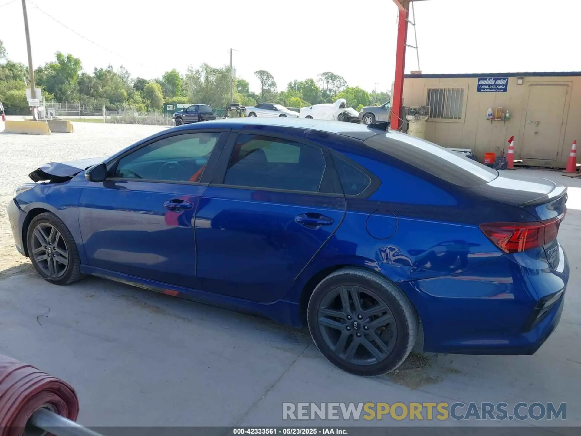 14 Photograph of a damaged car 3KPF34AD2ME386931 KIA FORTE 2021