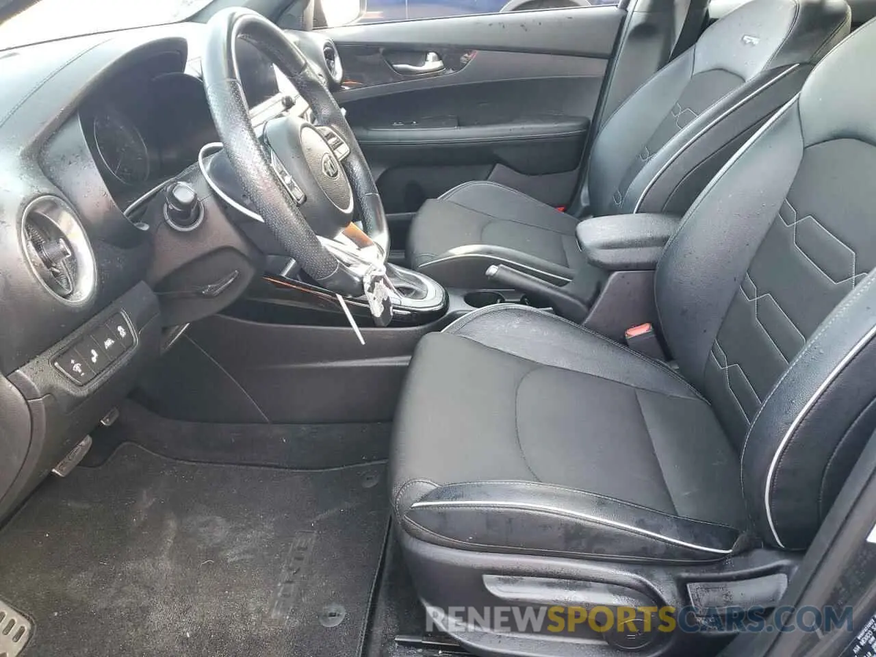 7 Фотография поврежденного автомобиля 3KPF34AD2ME408359 KIA FORTE 2021