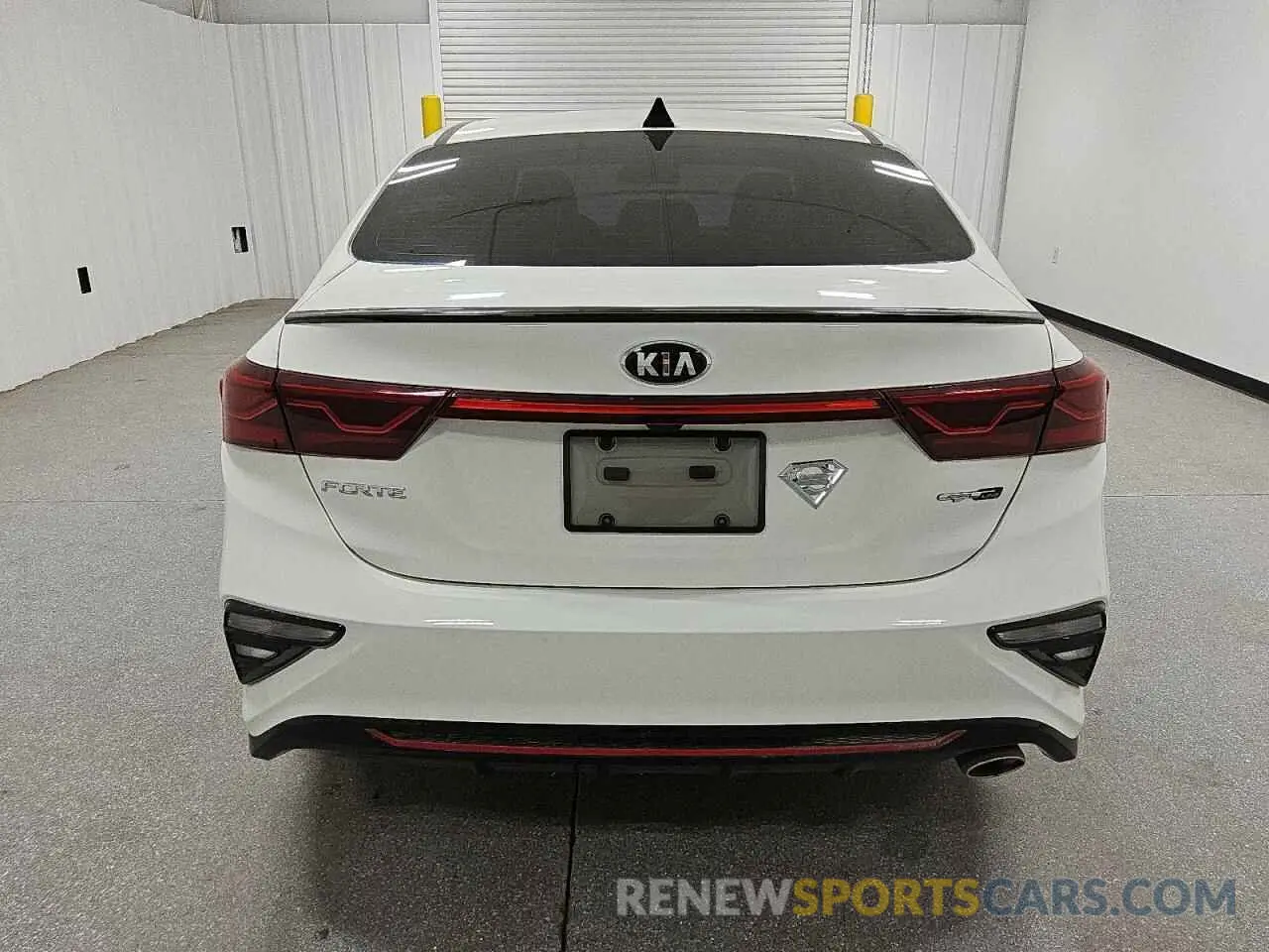 6 Photograph of a damaged car 3KPF34AD3ME301790 KIA FORTE 2021