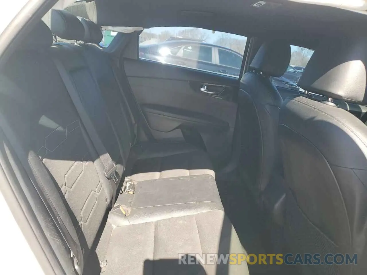 10 Photograph of a damaged car 3KPF34AD3ME402716 KIA FORTE 2021