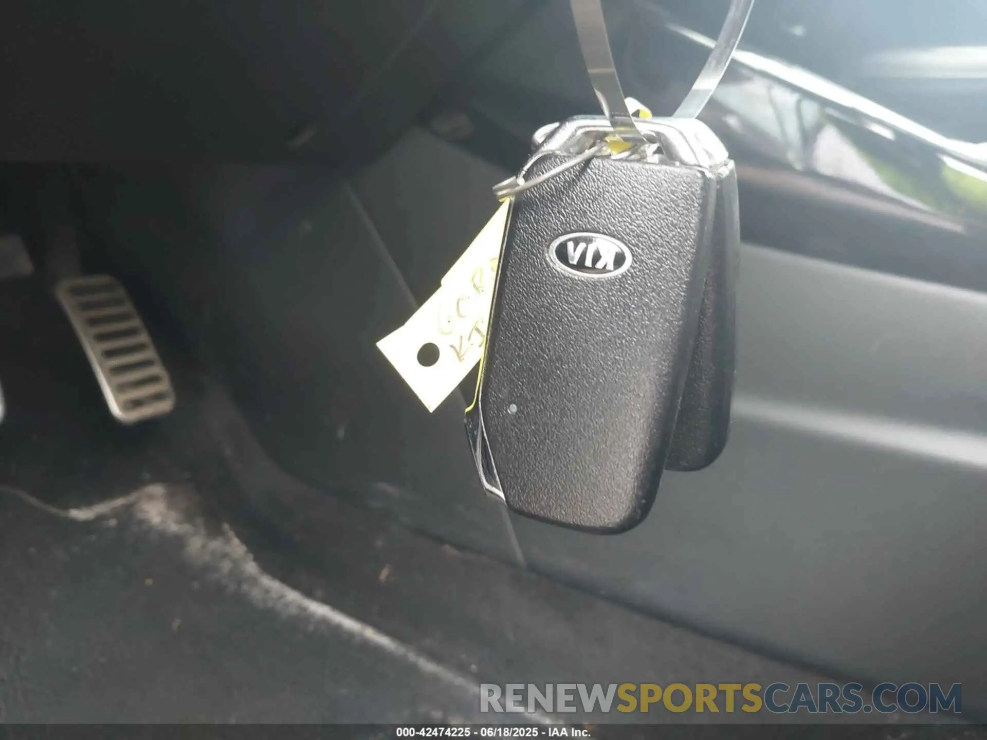 11 Photograph of a damaged car 3KPF34AD4ME290119 KIA FORTE 2021