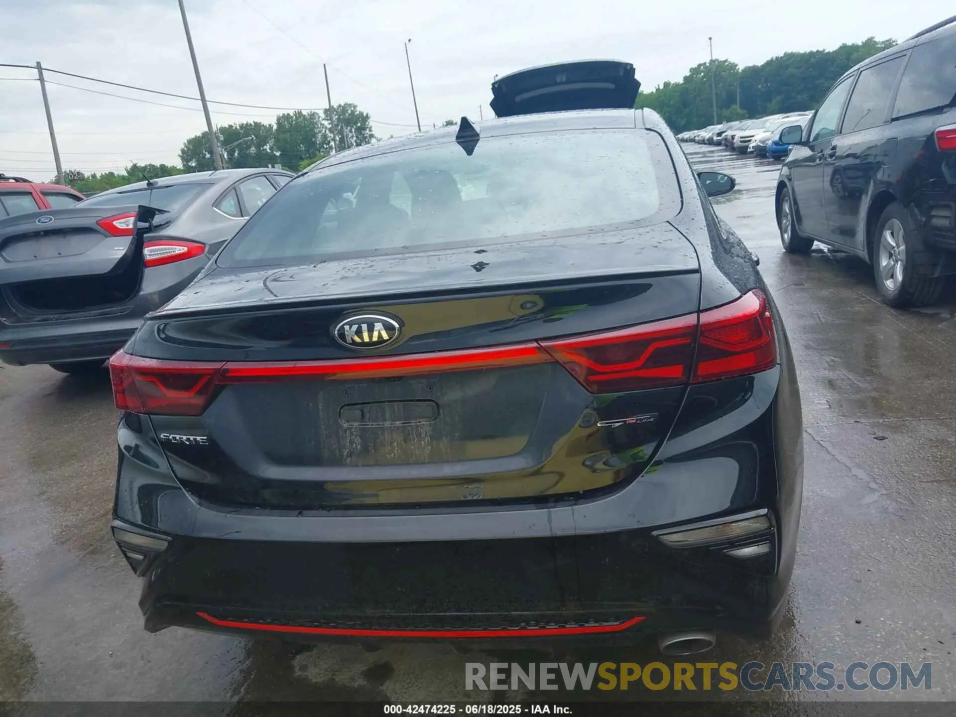 16 Photograph of a damaged car 3KPF34AD4ME290119 KIA FORTE 2021