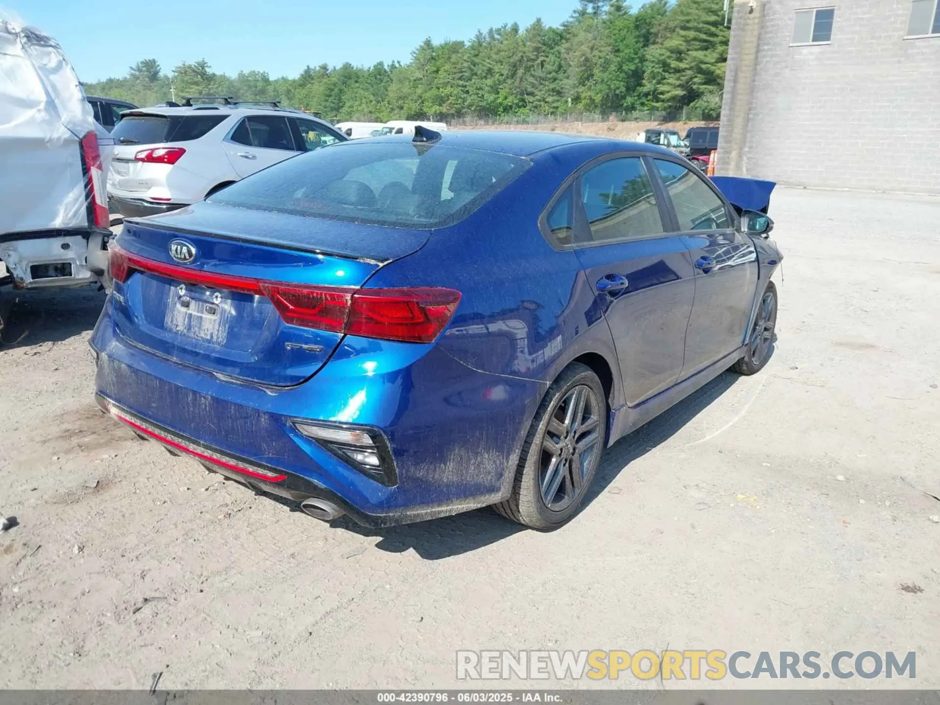 4 Photograph of a damaged car 3KPF34AD5ME279968 KIA FORTE 2021