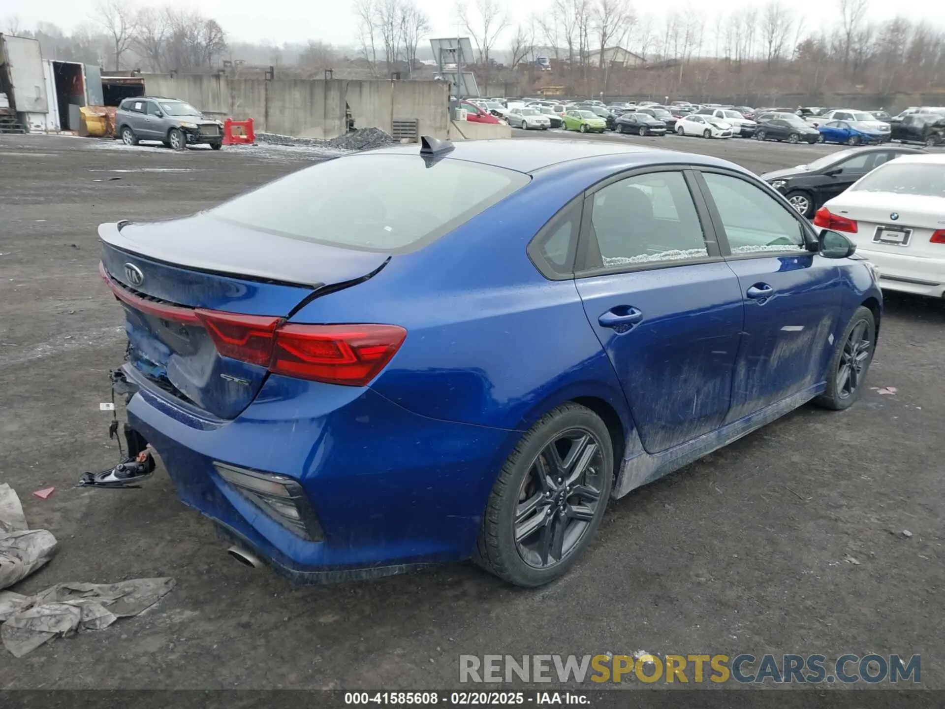 4 Photograph of a damaged car 3KPF34AD5ME298021 KIA FORTE 2021