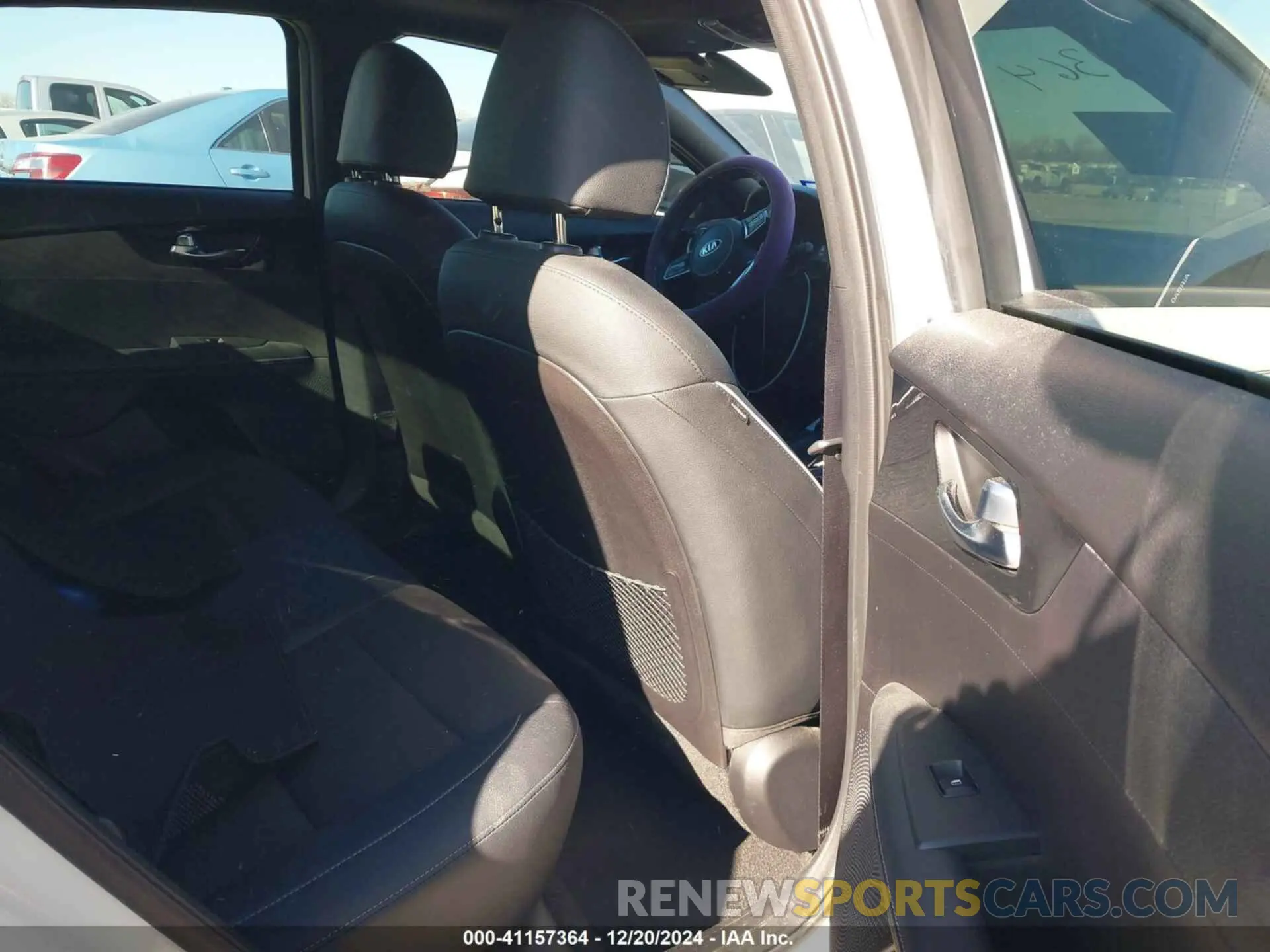 8 Фотография поврежденного автомобиля 3KPF34AD5ME418903 KIA FORTE 2021