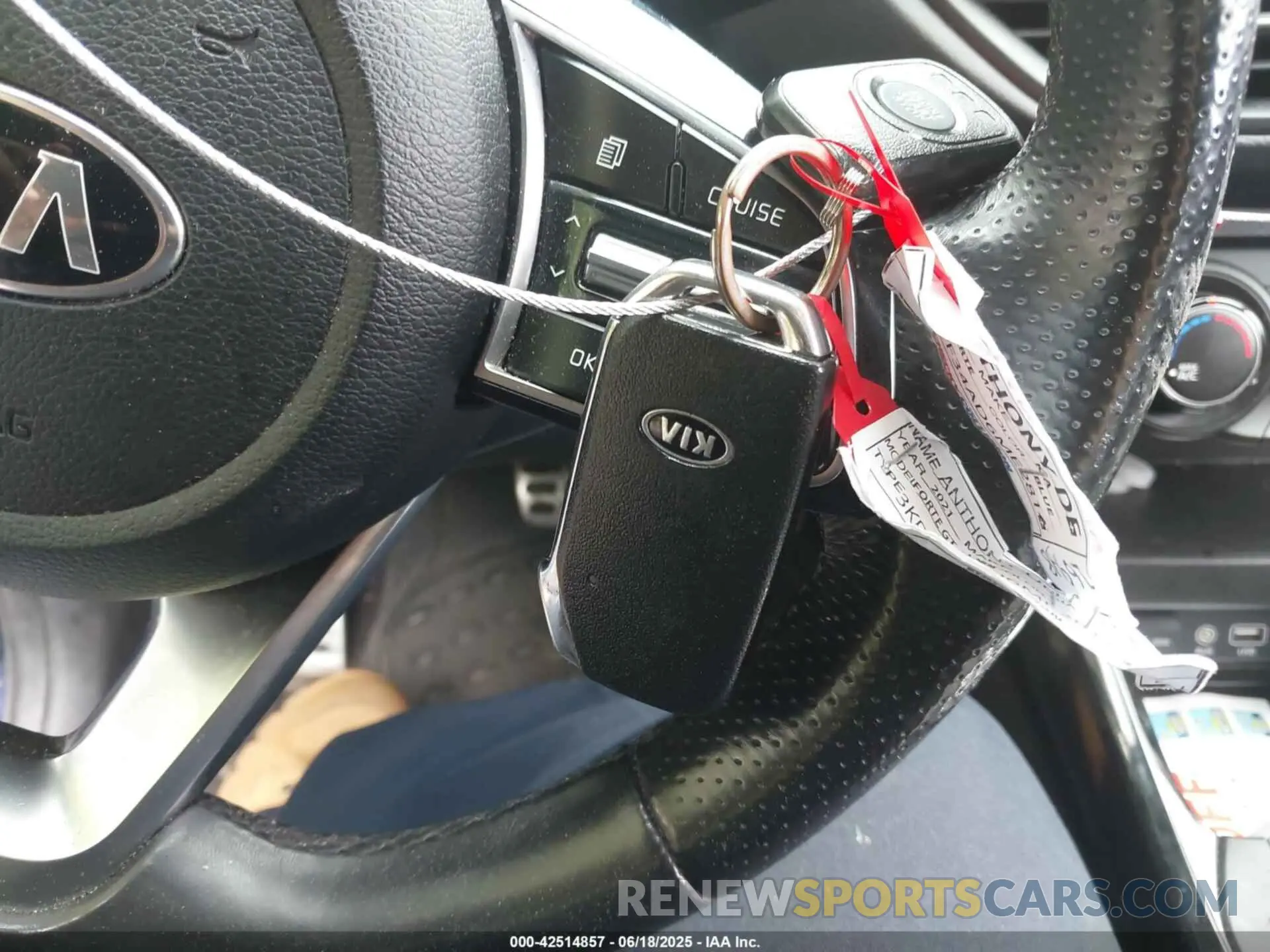 11 Фотография поврежденного автомобиля 3KPF34AD6ME281471 KIA FORTE 2021