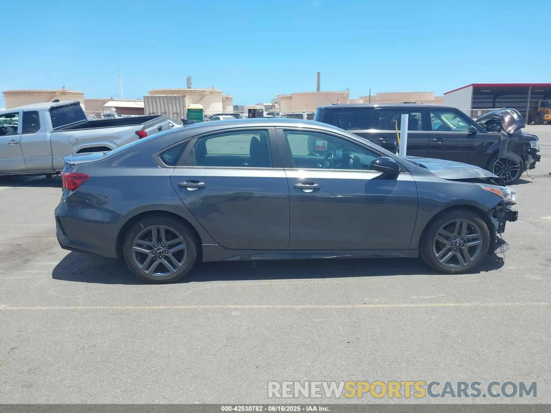 13 Фотография поврежденного автомобиля 3KPF34AD6ME399245 KIA FORTE 2021