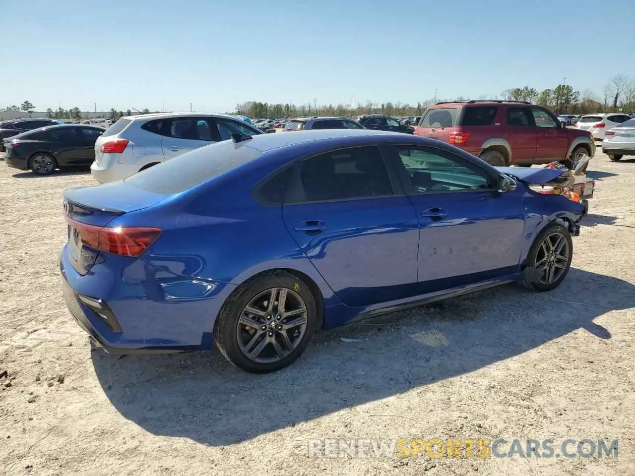 3 Фотография поврежденного автомобиля 3KPF34AD7ME320486 KIA FORTE 2021