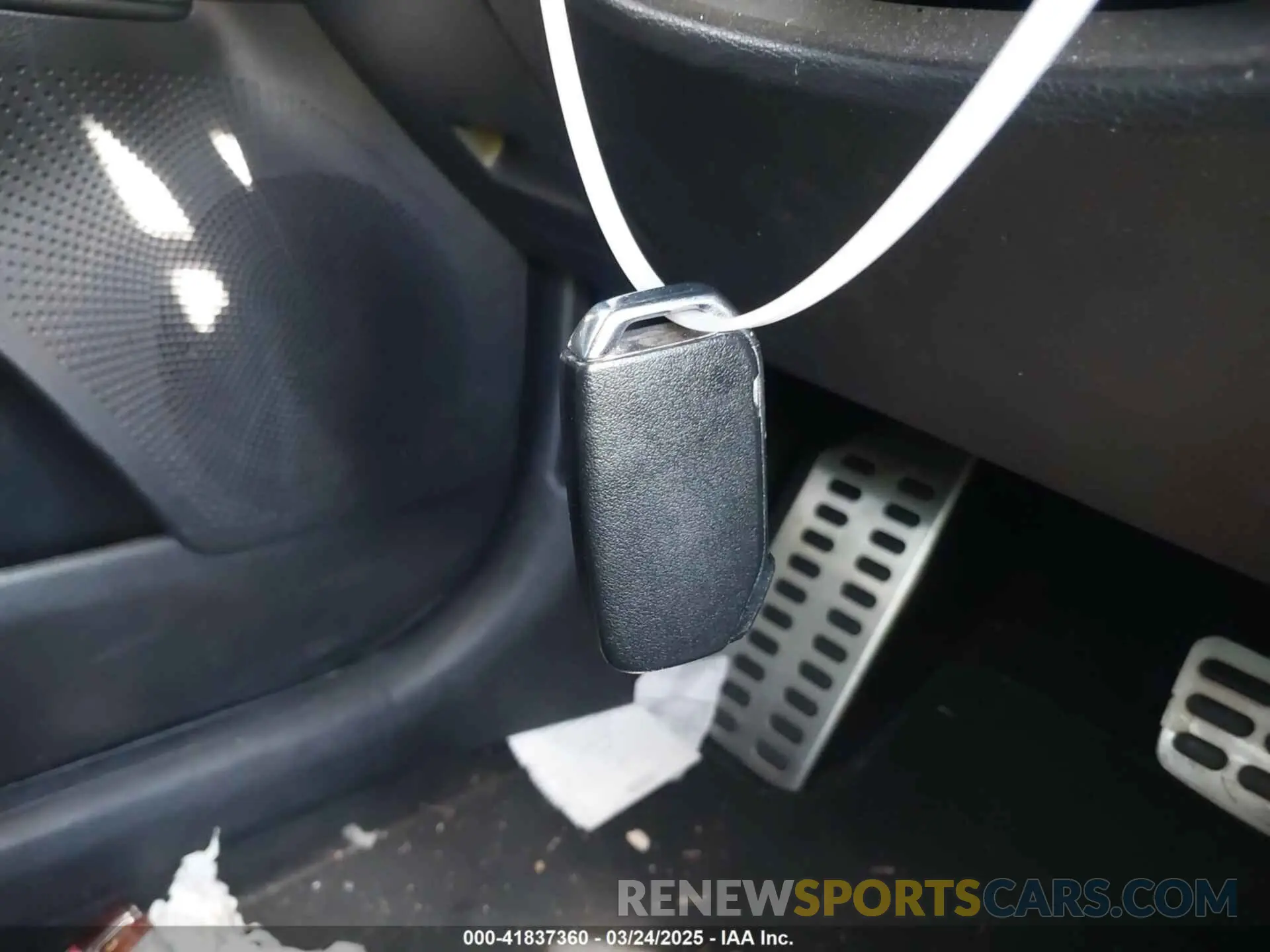 11 Photograph of a damaged car 3KPF34AD7ME380865 KIA FORTE 2021