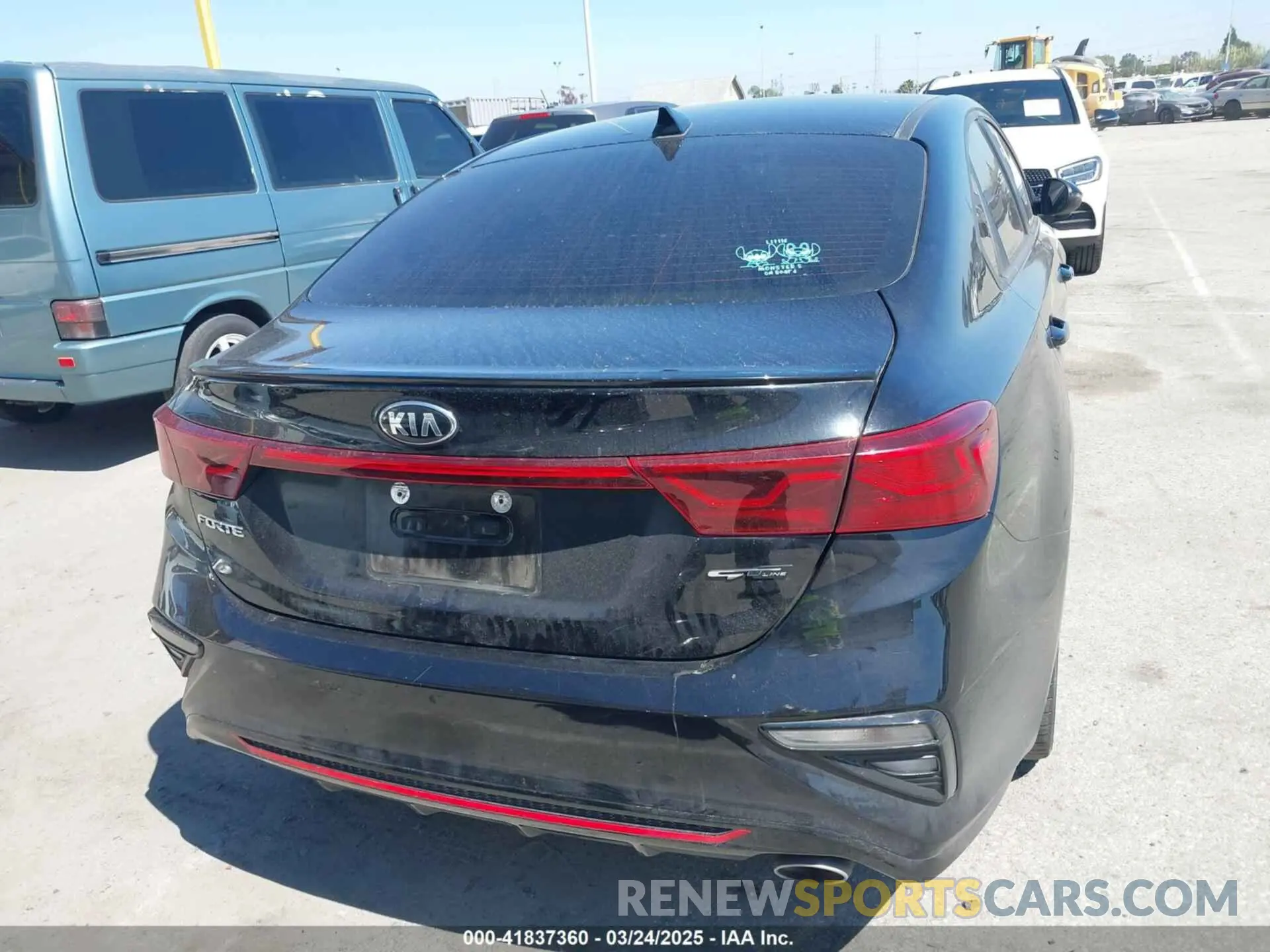 16 Photograph of a damaged car 3KPF34AD7ME380865 KIA FORTE 2021