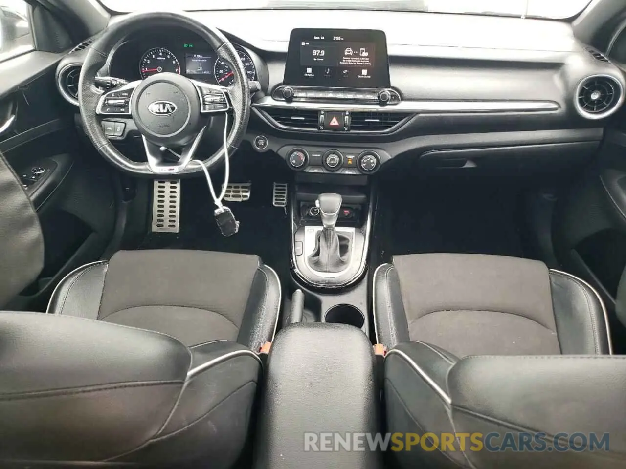 8 Фотография поврежденного автомобиля 3KPF34AD9ME282162 KIA FORTE 2021