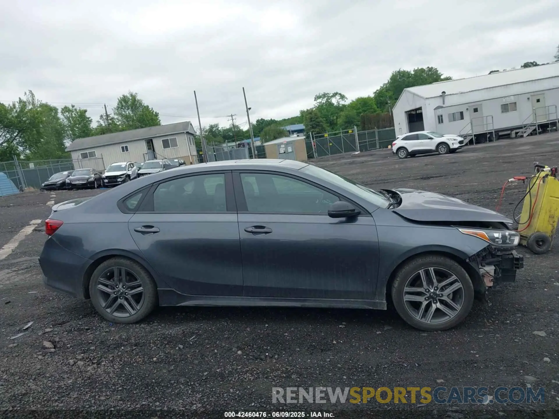 13 Photograph of a damaged car 3KPF34AD9ME312406 KIA FORTE 2021