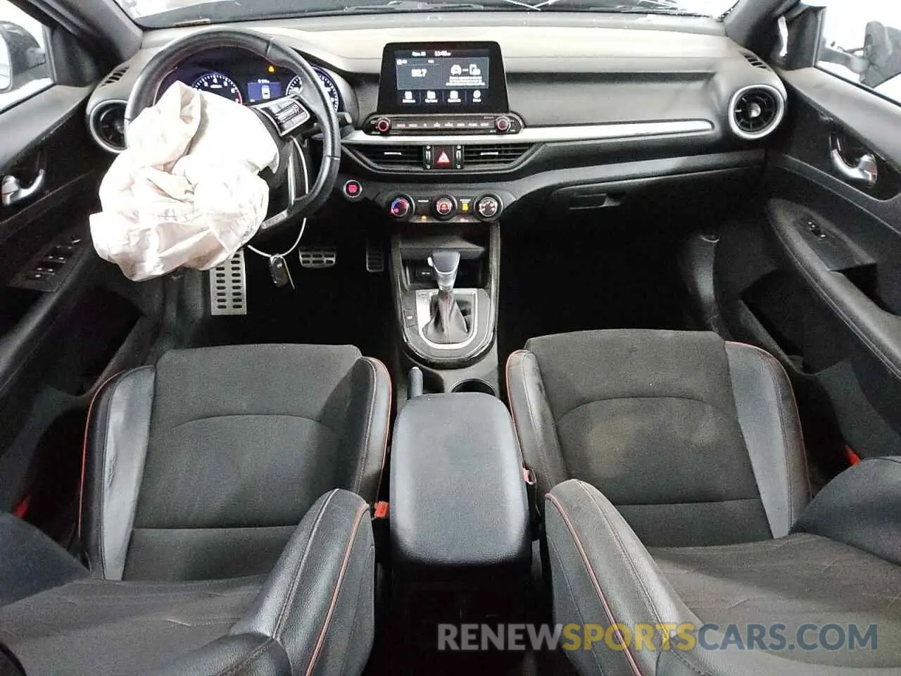 8 Фотография поврежденного автомобиля 3KPF44AC0ME307793 KIA FORTE 2021