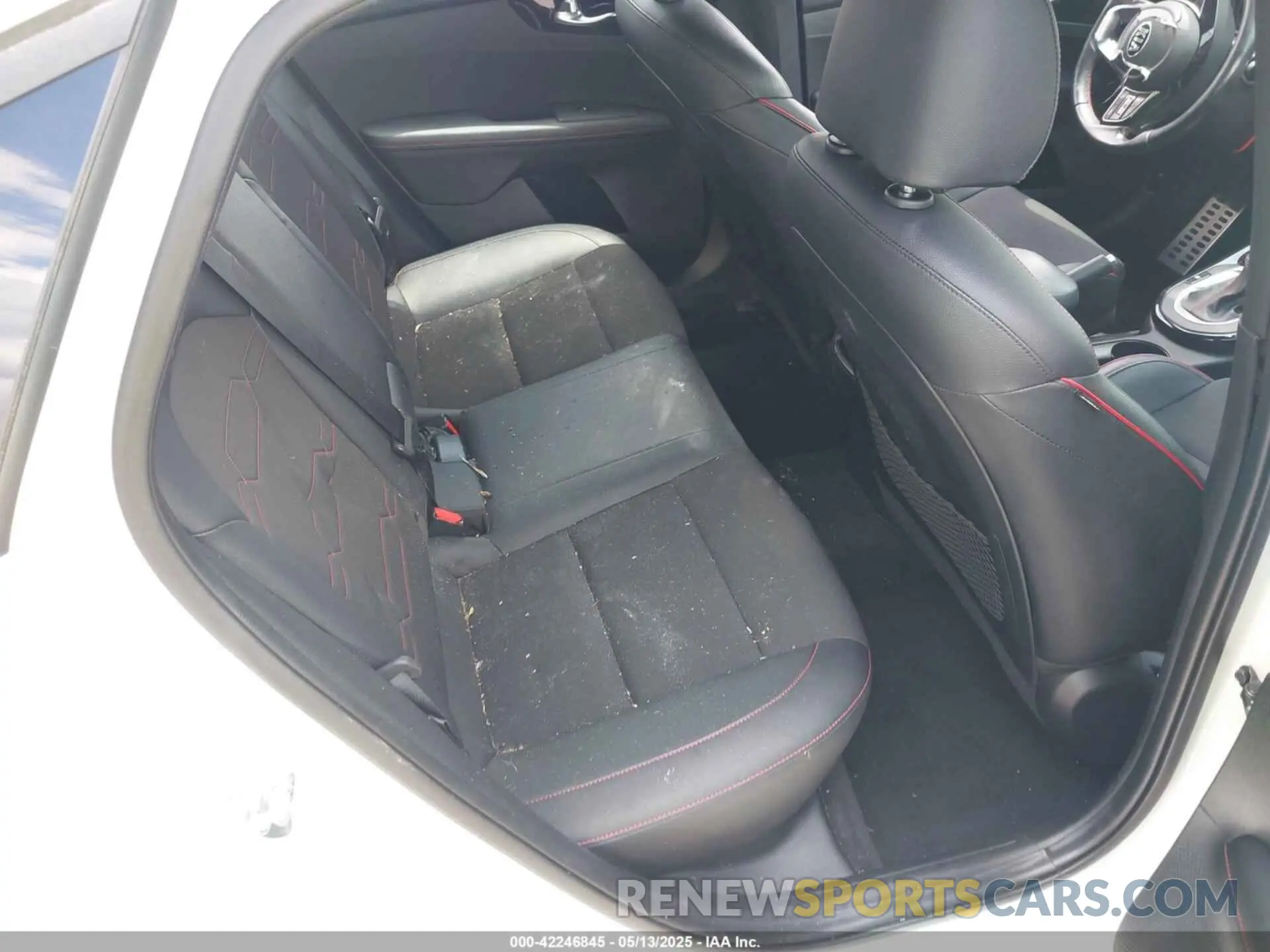 8 Фотография поврежденного автомобиля 3KPF44AC0ME333164 KIA FORTE 2021