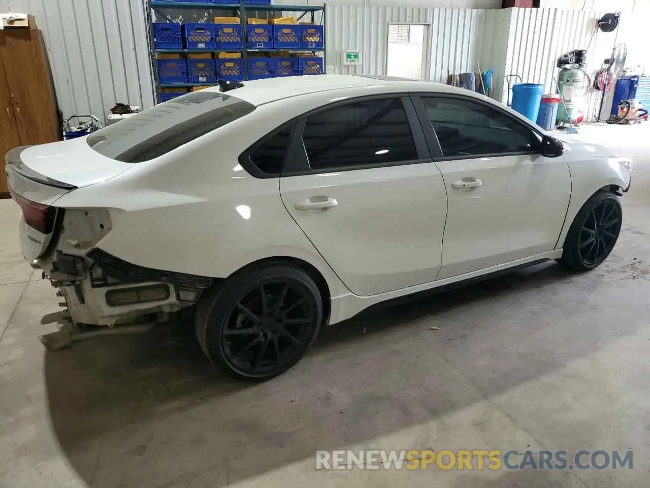3 Photograph of a damaged car 3KPF44AC1ME358560 KIA FORTE 2021