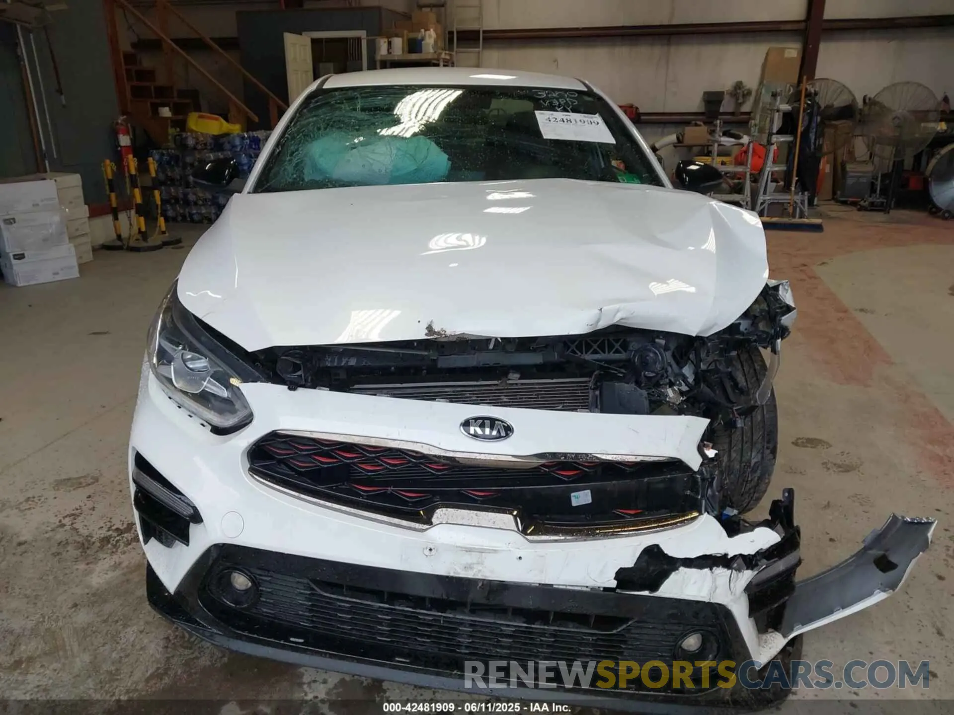 6 Photograph of a damaged car 3KPF44AC2ME418099 KIA FORTE 2021