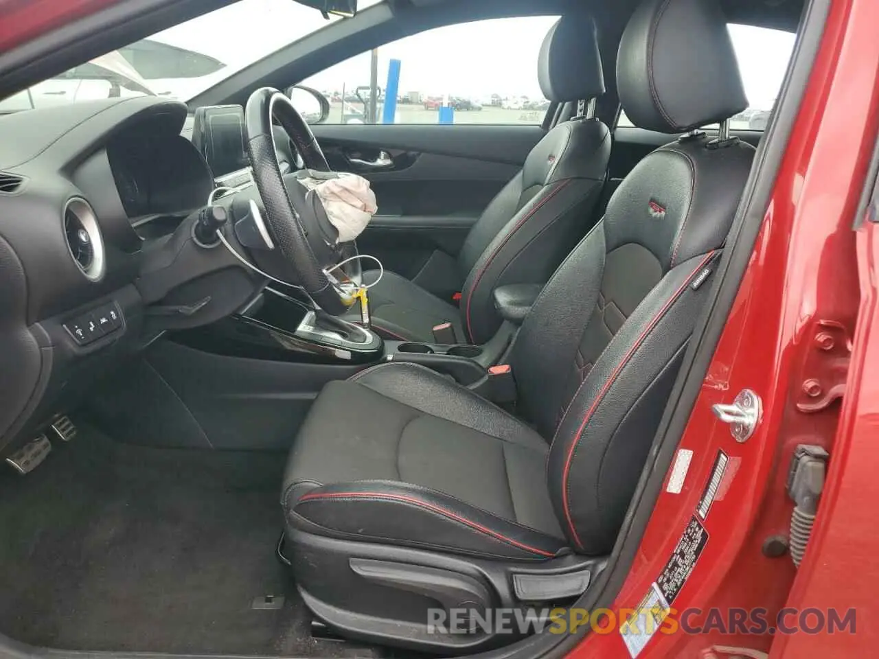 7 Фотография поврежденного автомобиля 3KPF44AC3ME277799 KIA FORTE 2021