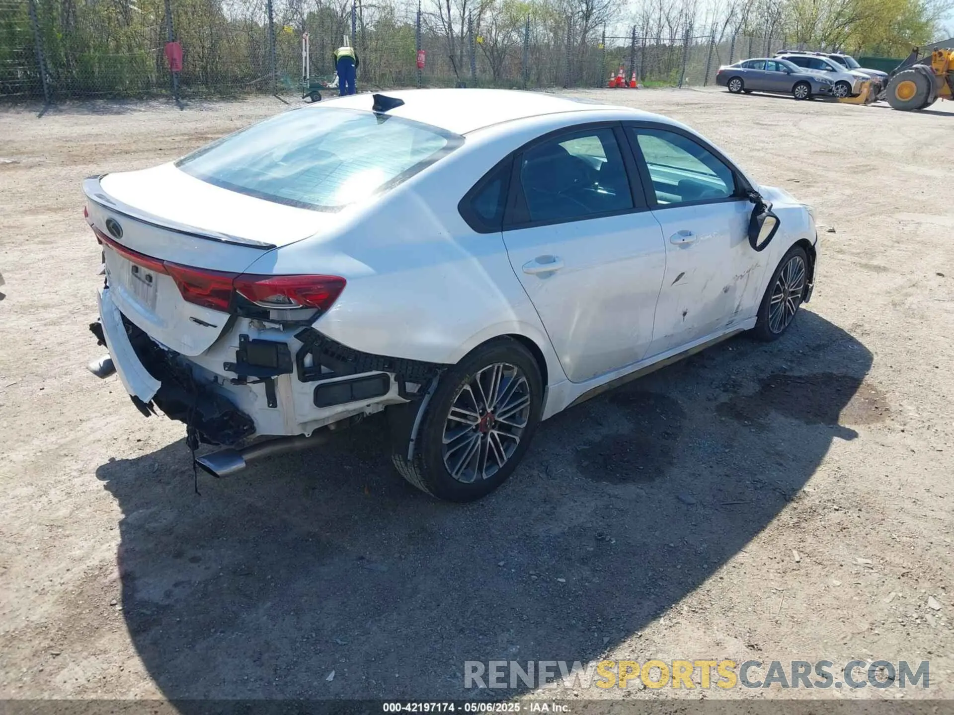 4 Фотография поврежденного автомобиля 3KPF44AC4ME344359 KIA FORTE 2021