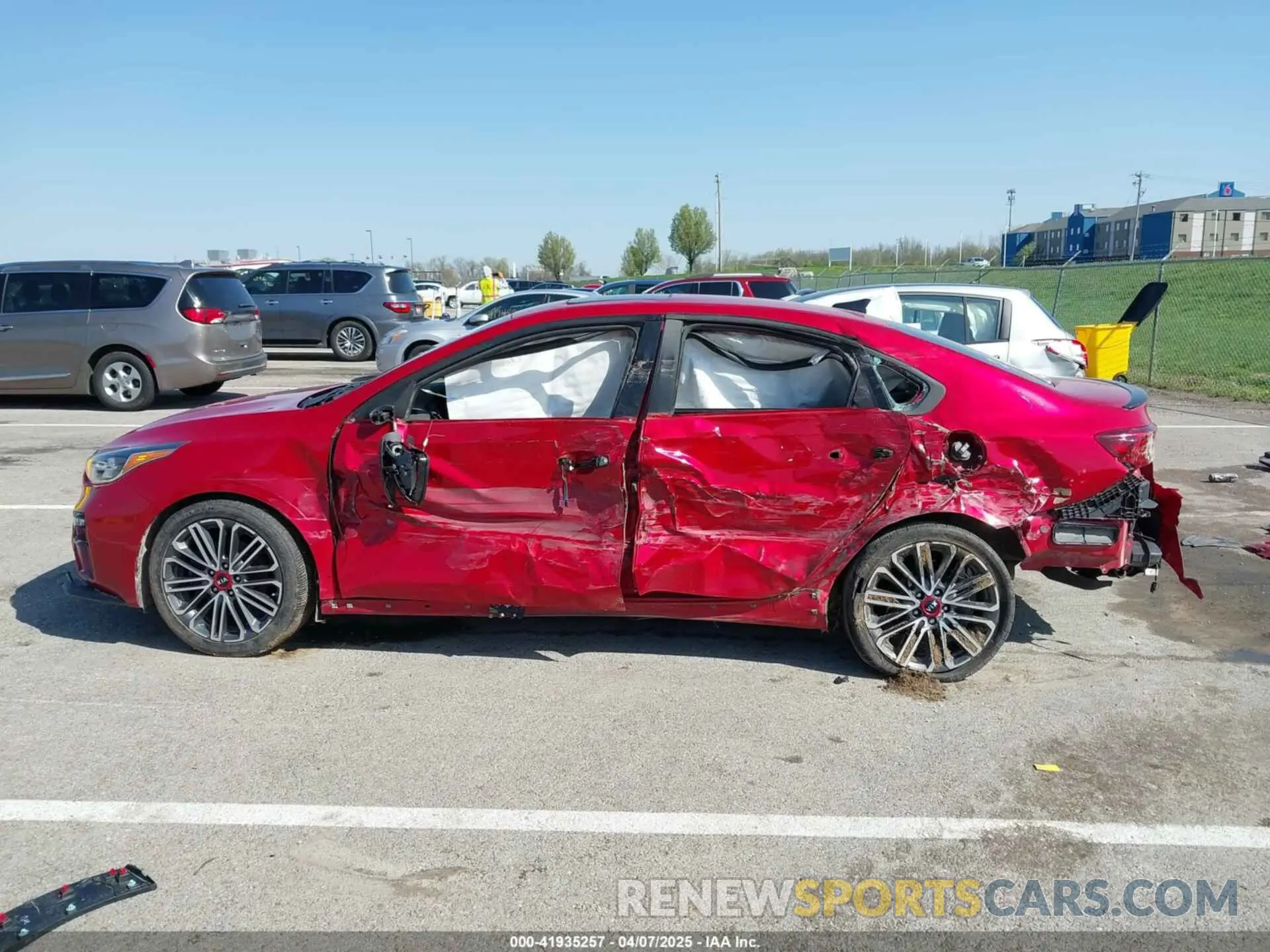 15 Фотография поврежденного автомобиля 3KPF44AC7ME288188 KIA FORTE 2021