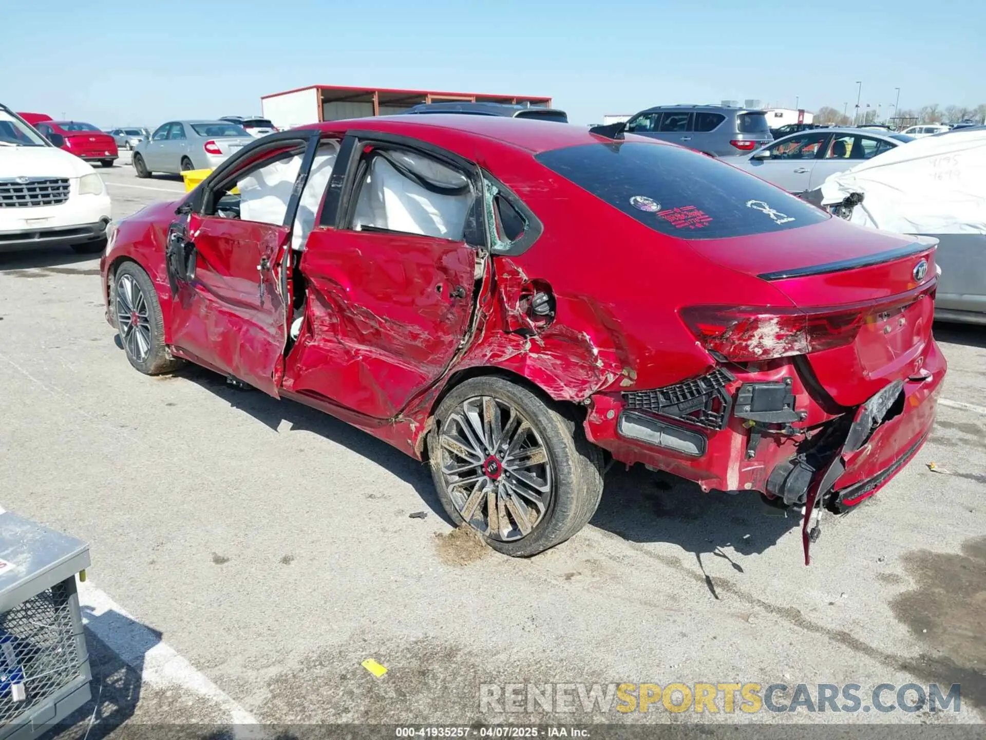 3 Фотография поврежденного автомобиля 3KPF44AC7ME288188 KIA FORTE 2021