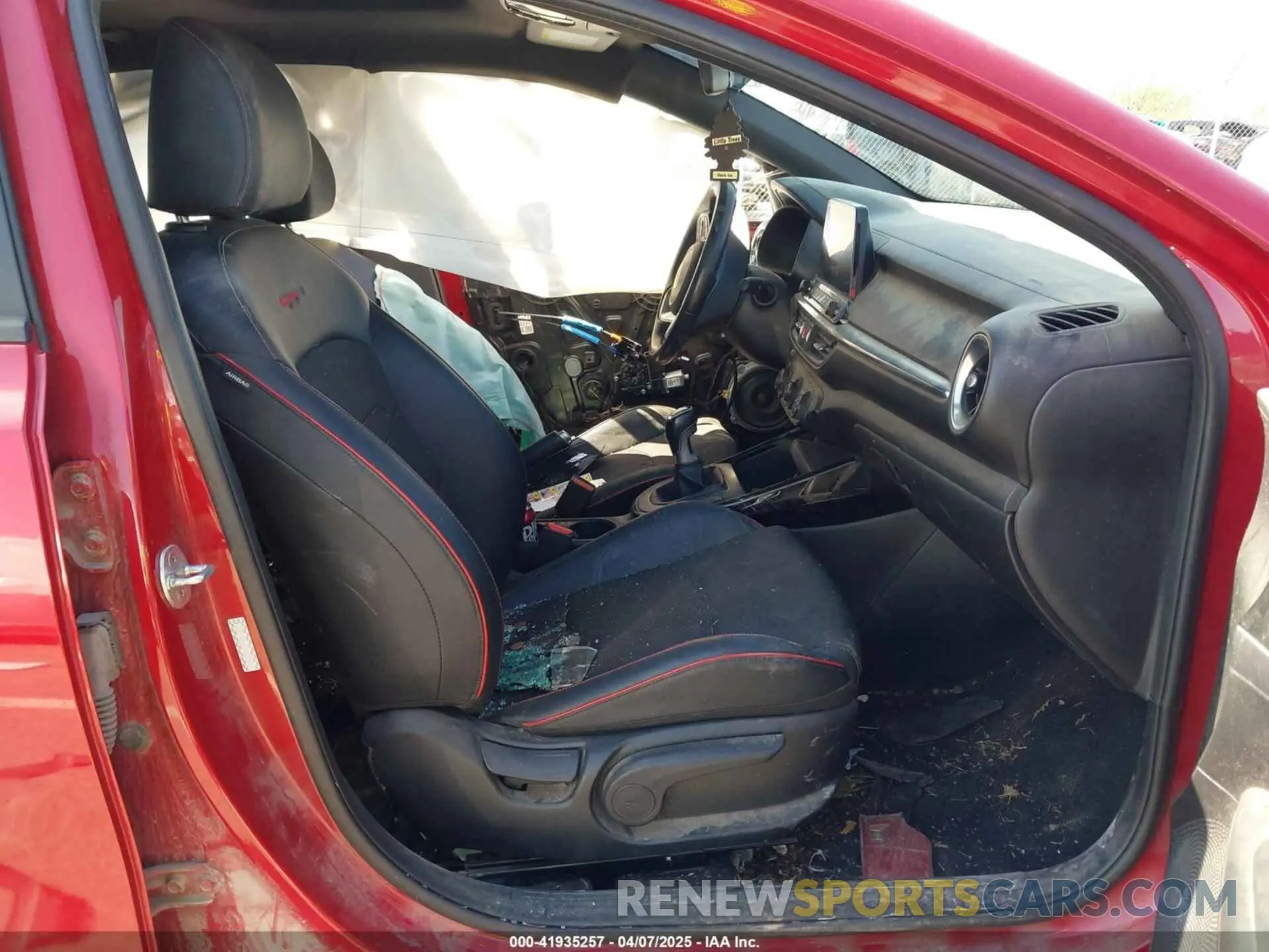 5 Фотография поврежденного автомобиля 3KPF44AC7ME288188 KIA FORTE 2021