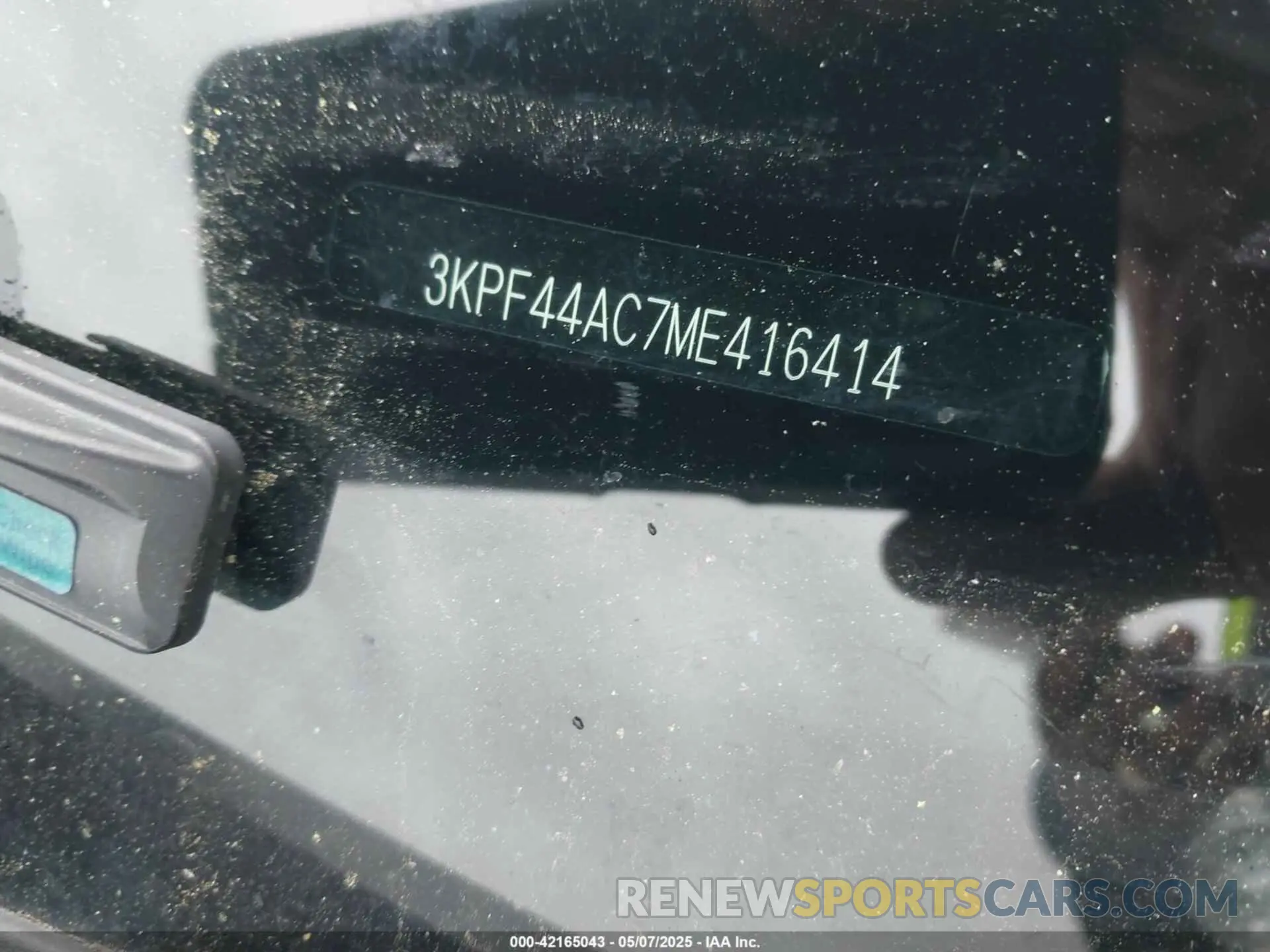 17 Photograph of a damaged car 3KPF44AC7ME416414 KIA FORTE 2021